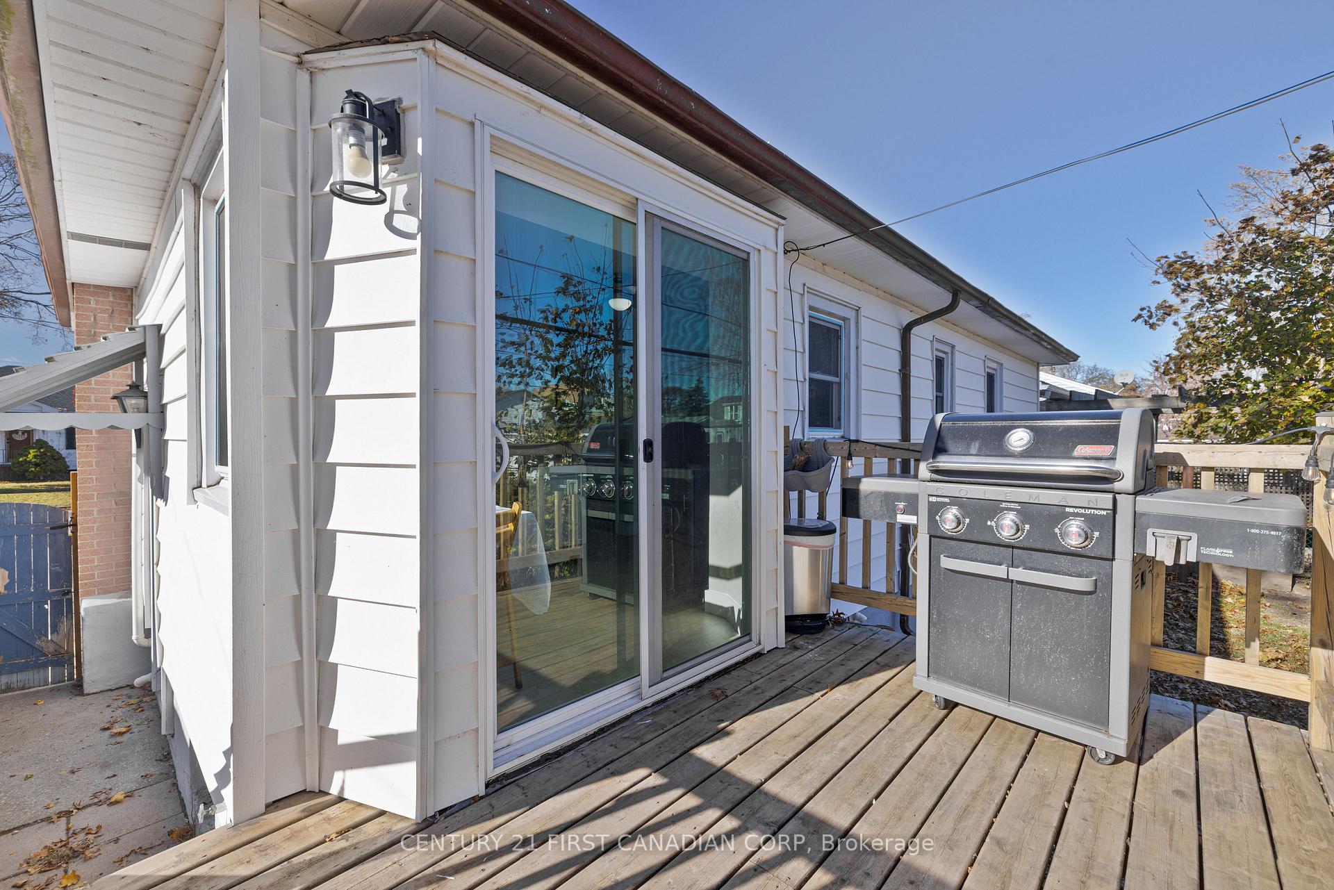 Photo 35 of 118 Gordon Street, Sarnia — HOMEH