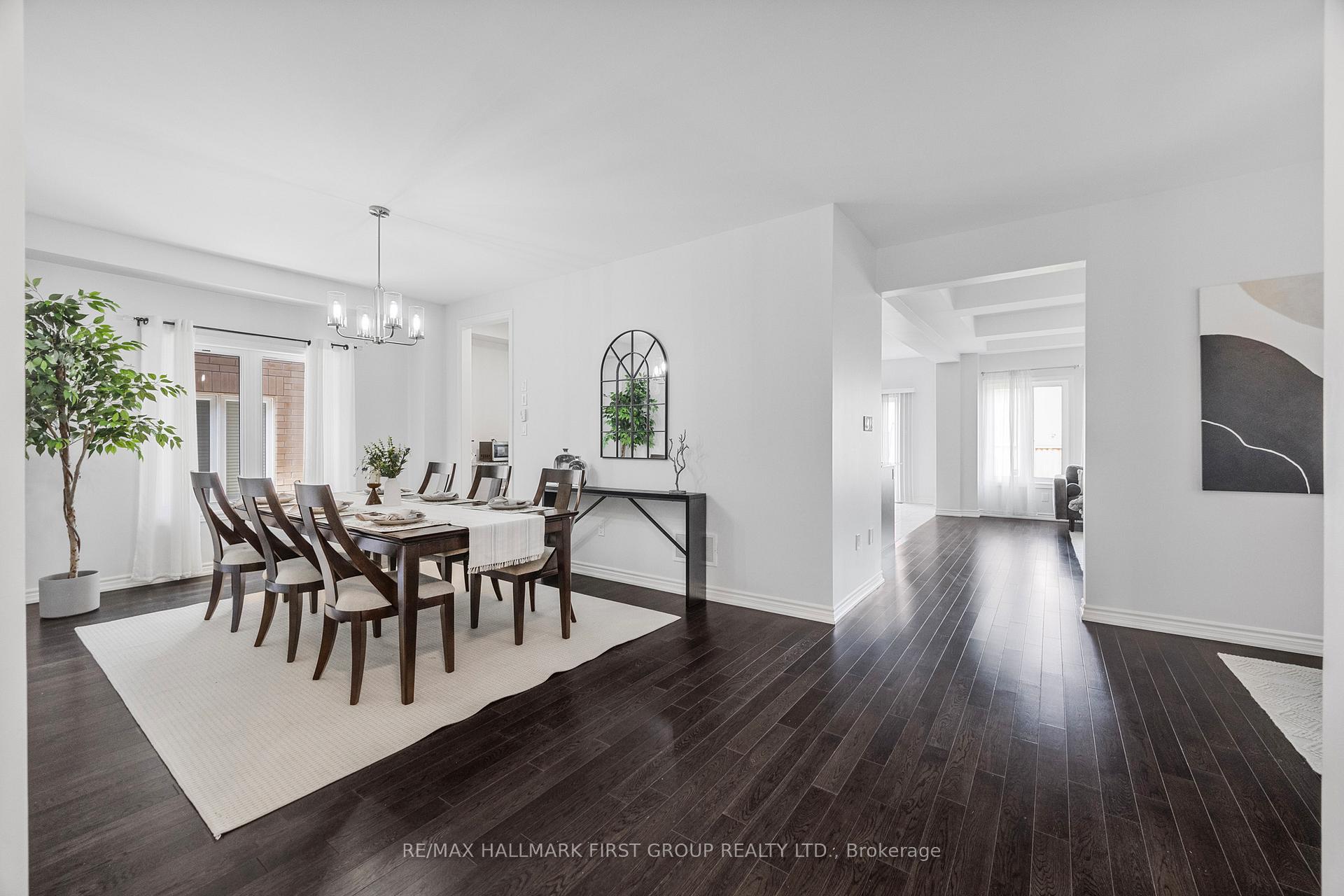 Photo 12 of 154 Lyle Drive, Clarington, Bowmanville — HOMEH