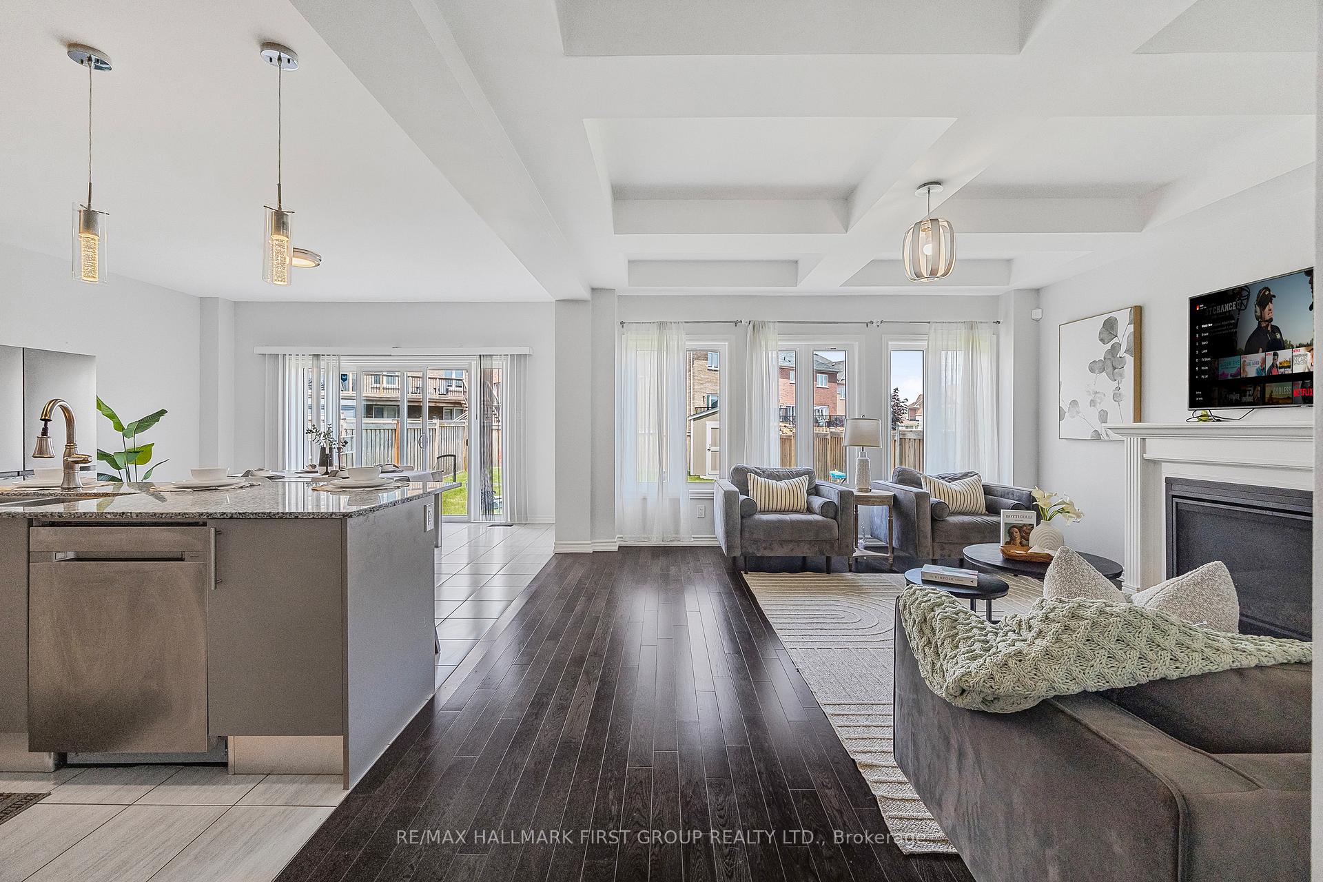 Photo 14 of 154 Lyle Drive, Clarington, Bowmanville — HOMEH
