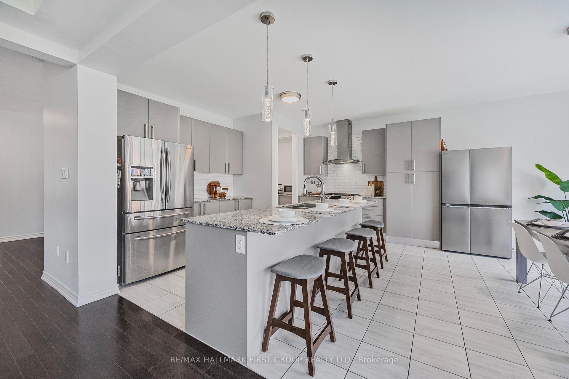 Photo 15 of 154 Lyle Drive, Clarington, Bowmanville — HOMEH