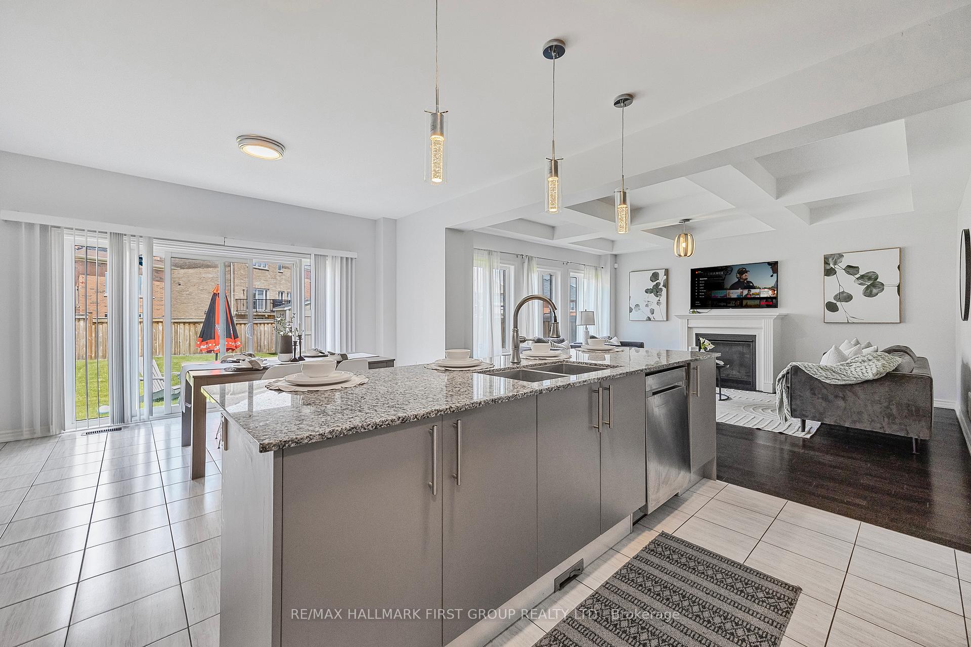 Photo 16 of 154 Lyle Drive, Clarington, Bowmanville — HOMEH