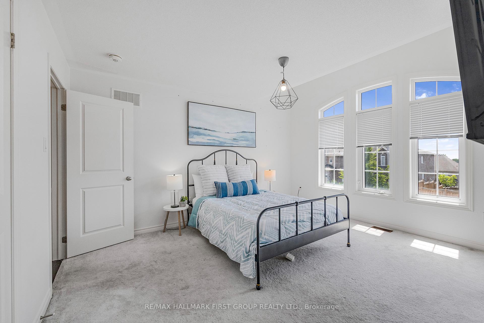 Photo 32 of 154 Lyle Drive, Clarington, Bowmanville — HOMEH