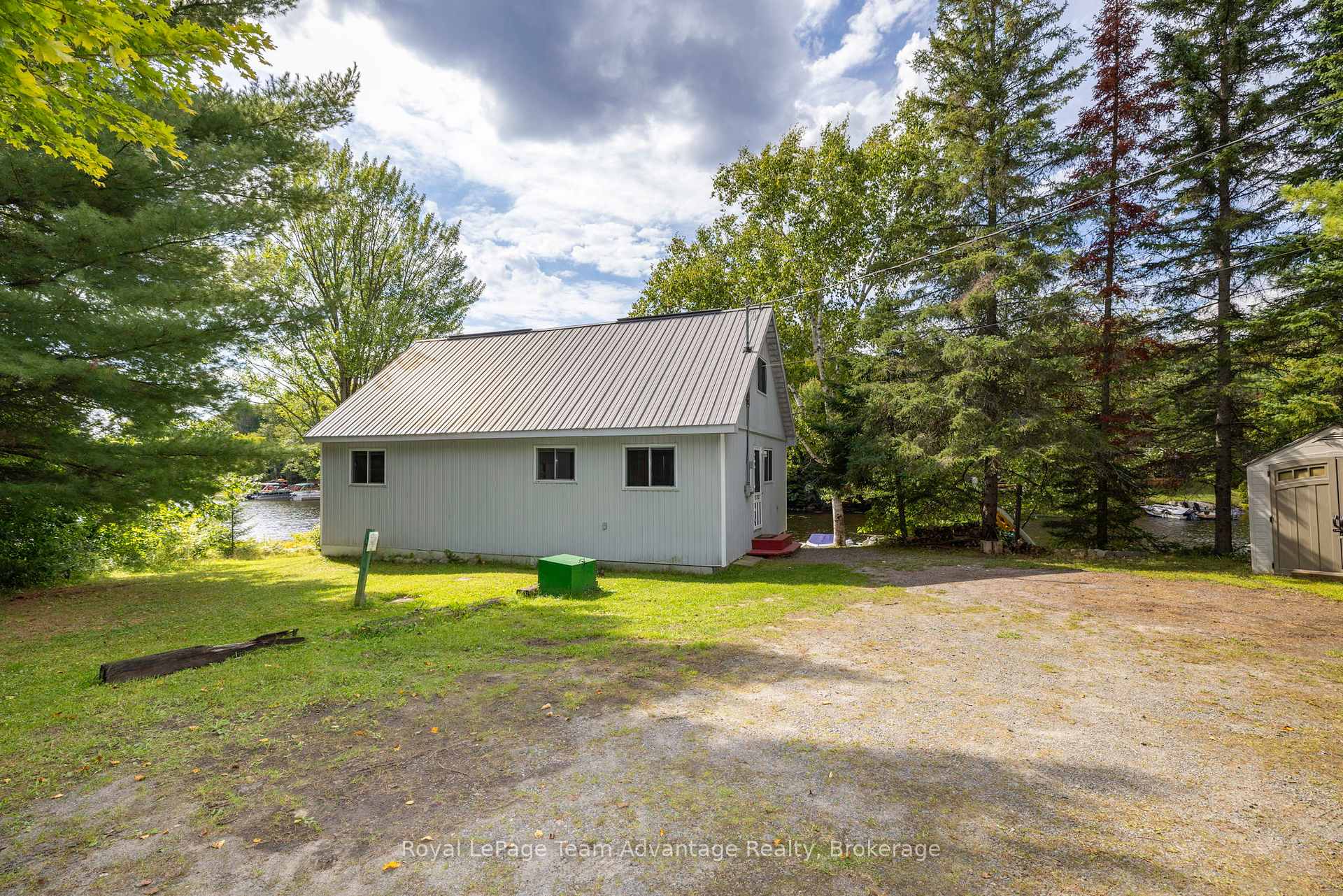 Photo 19 of 79 Mckellar Lake Road, McKellar — HOMEH