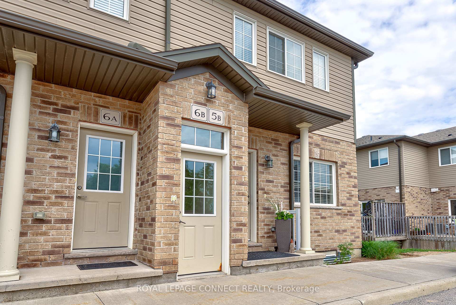 Photo 1 of Unit 5B, 1180 Countrystone Drive, Kitchener, Highland West — HOMEH