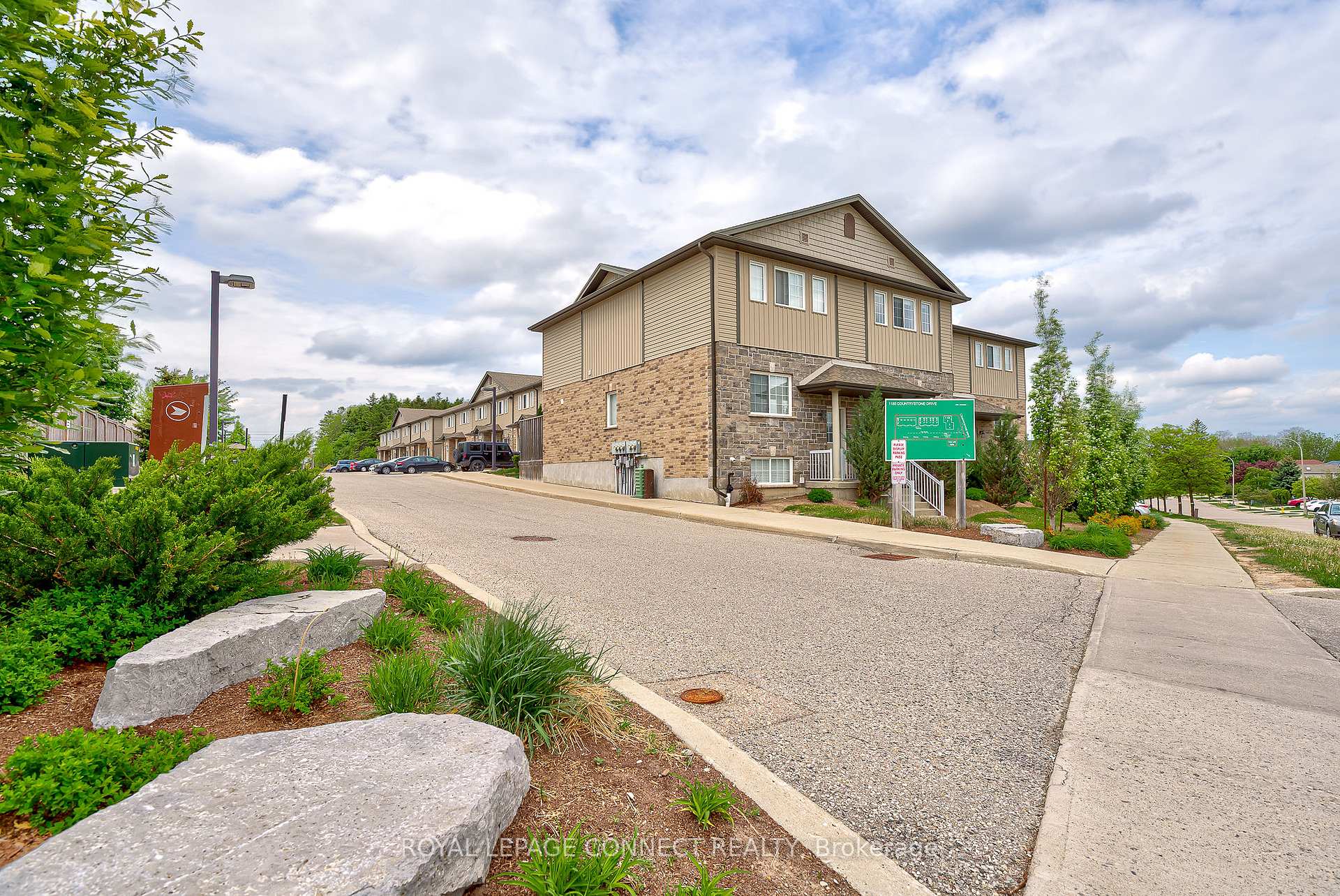 Photo 13 of Unit 5B, 1180 Countrystone Drive, Kitchener, Highland West — HOMEH