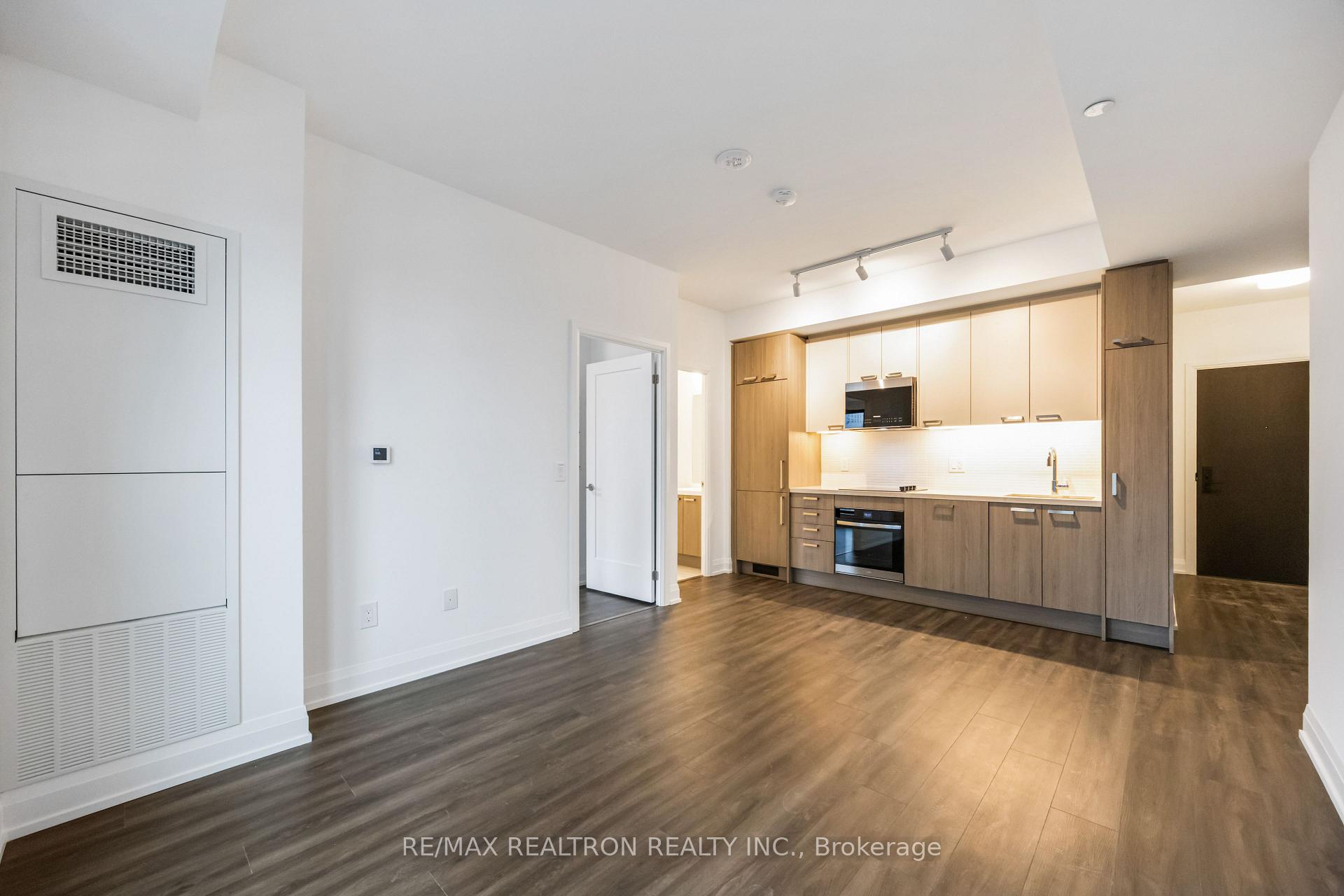 Photo 3 of Unit 1511, 20 Soudan Avenue, Toronto, Mount Pleasant West — HOMEH