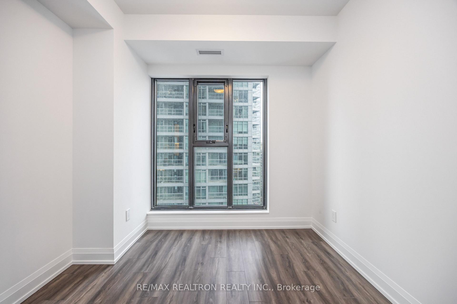 Photo 15 of Unit 1511, 20 Soudan Avenue, Toronto, Mount Pleasant West — HOMEH