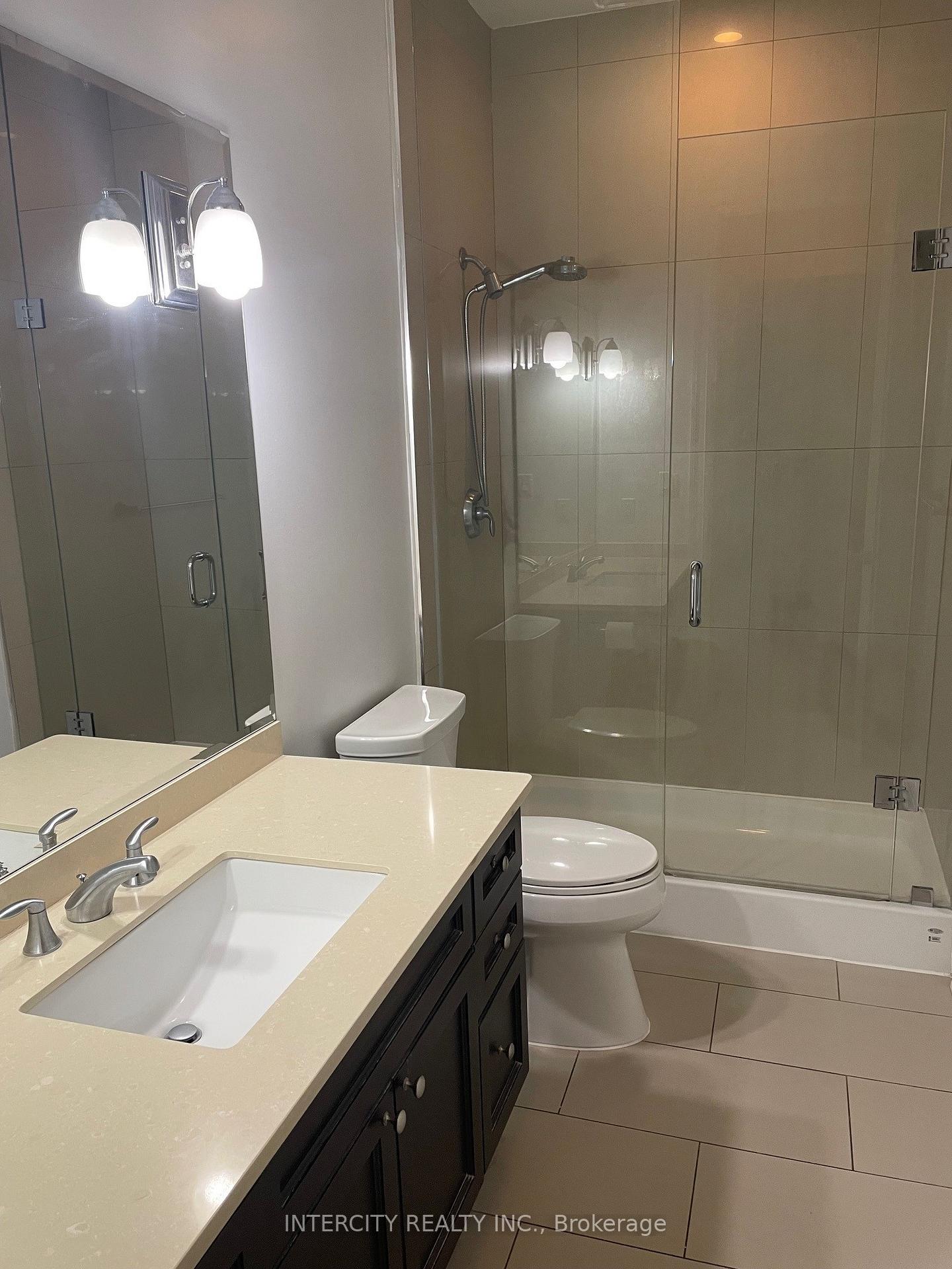 Photo 5 of Unit 124, 80 Burns Boulevard, King, King City — HOMEH