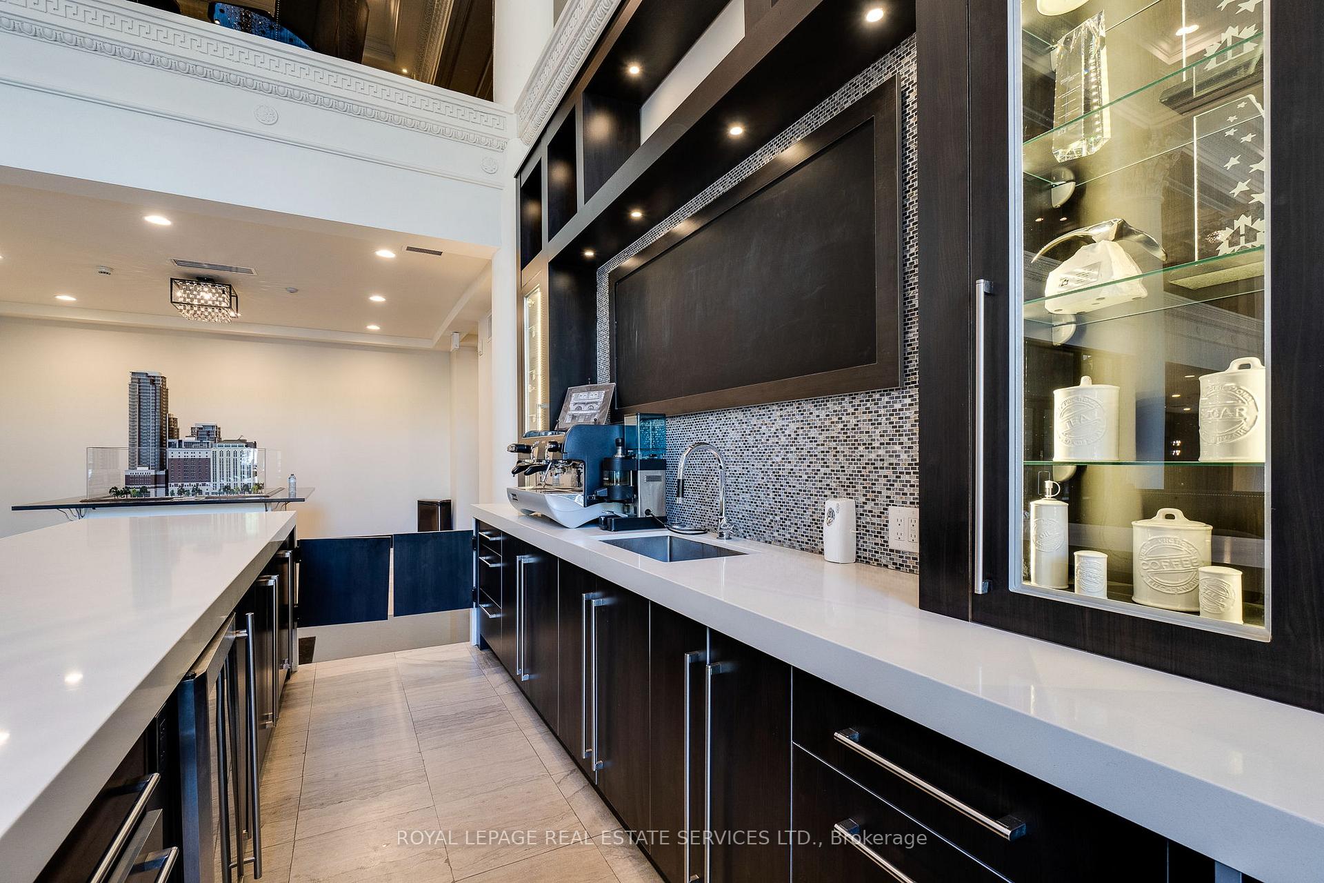 Photo 12 of Unit 611, 112 King Street E, Hamilton, Beasley — HOMEH