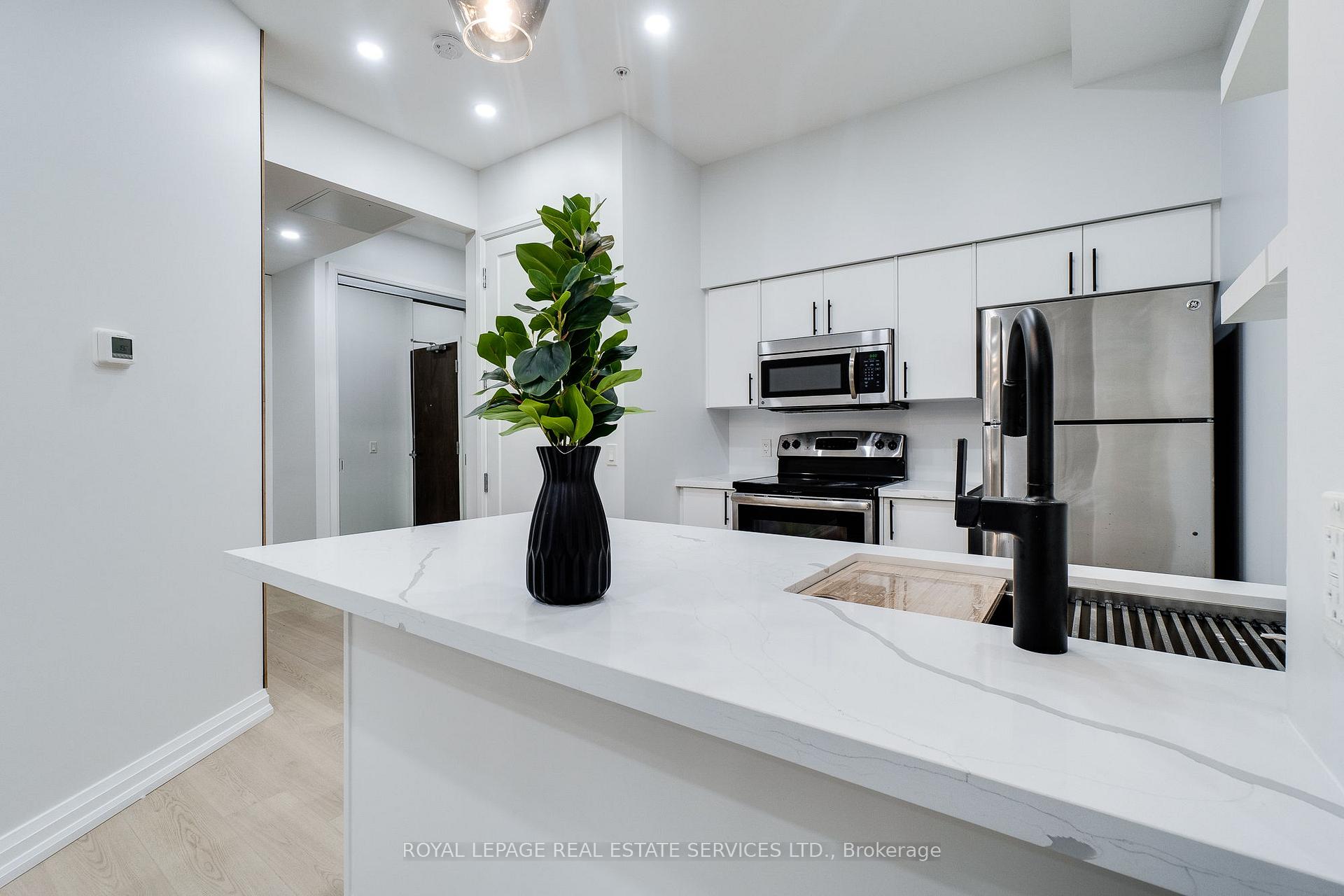Photo 11 of Unit 611, 112 King Street E, Hamilton, Beasley — HOMEH