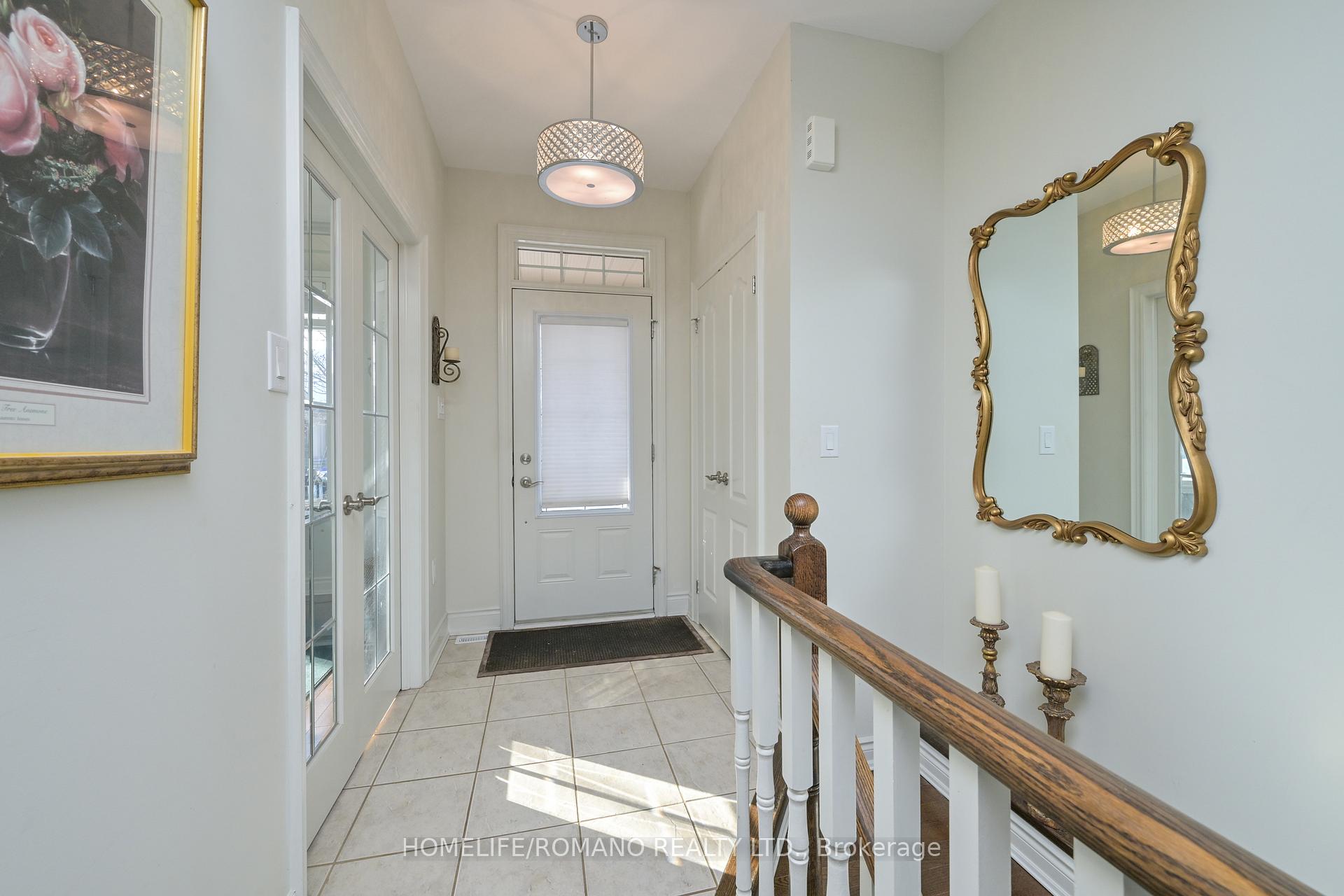 Photo 6 of Unit 13, 72 Tuscany Grande, New Tecumseth, Rural New Tecumseth — HOMEH