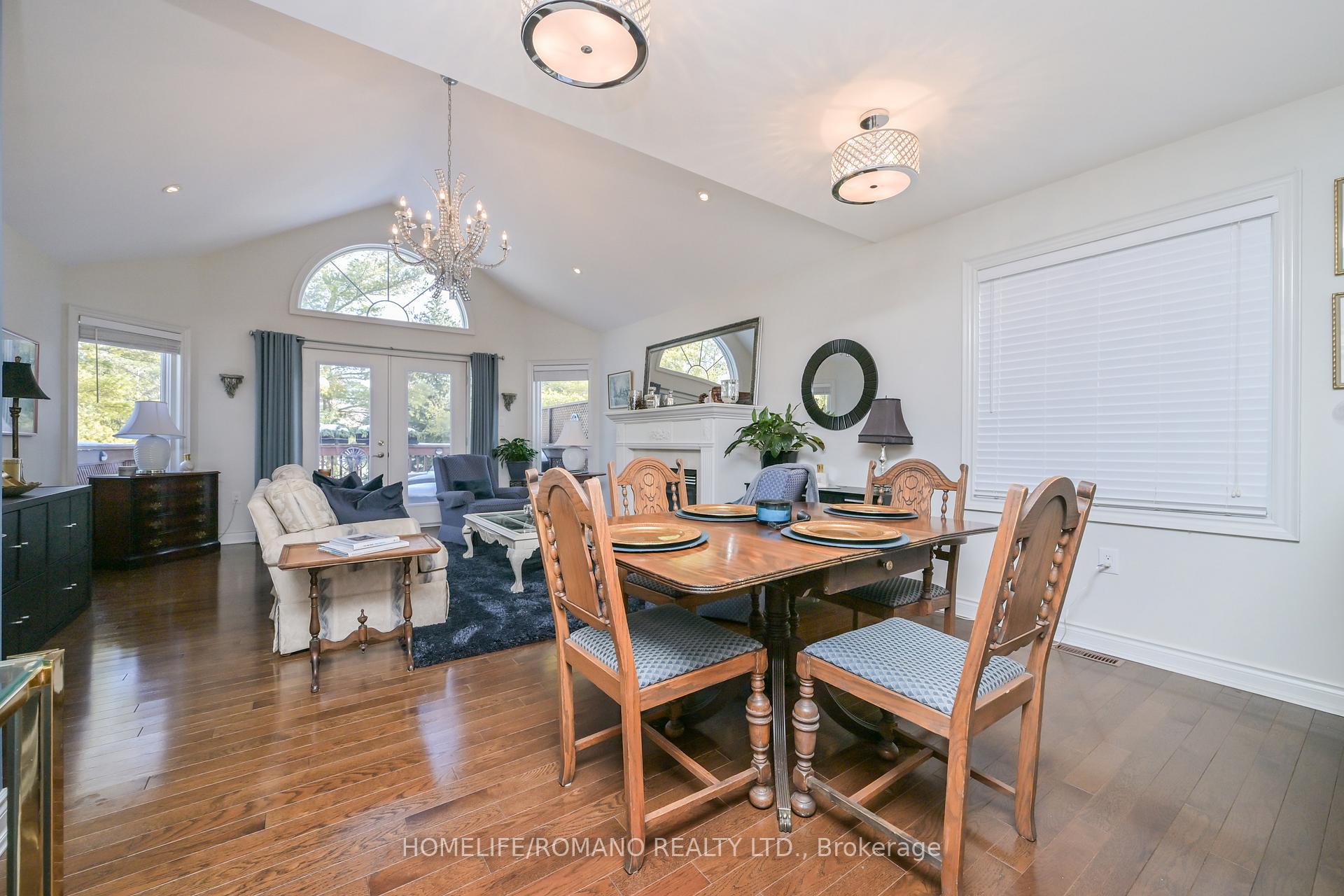 Photo 13 of Unit 13, 72 Tuscany Grande, New Tecumseth, Rural New Tecumseth — HOMEH
