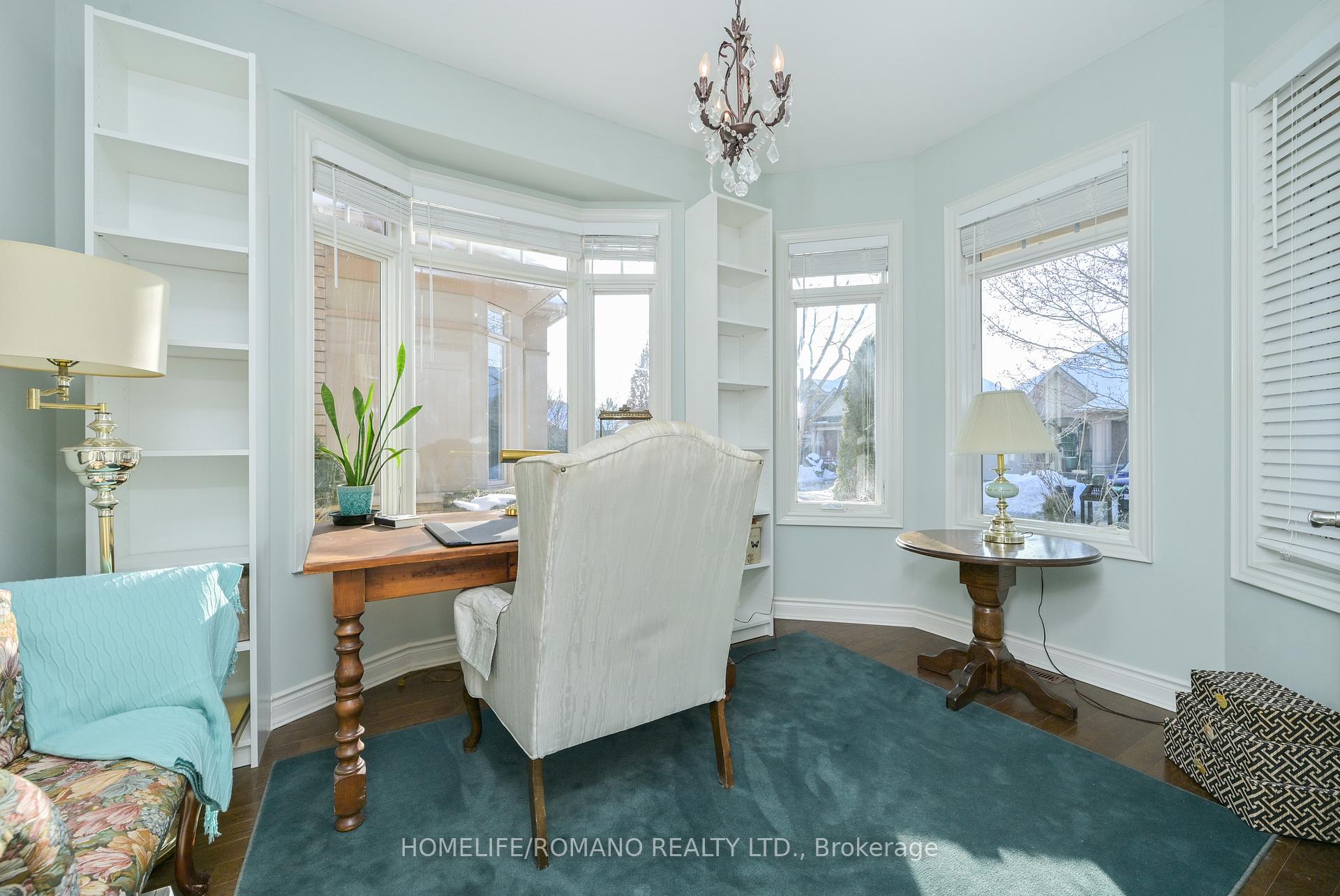 Photo 12 of Unit 13, 72 Tuscany Grande, New Tecumseth, Rural New Tecumseth — HOMEH