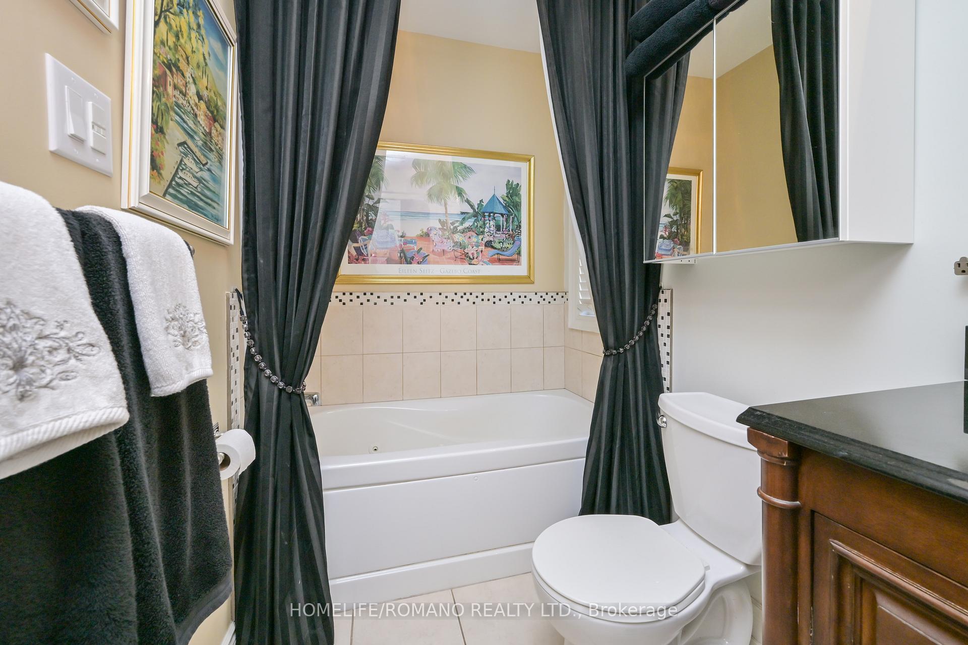 Photo 21 of Unit 13, 72 Tuscany Grande, New Tecumseth, Rural New Tecumseth — HOMEH