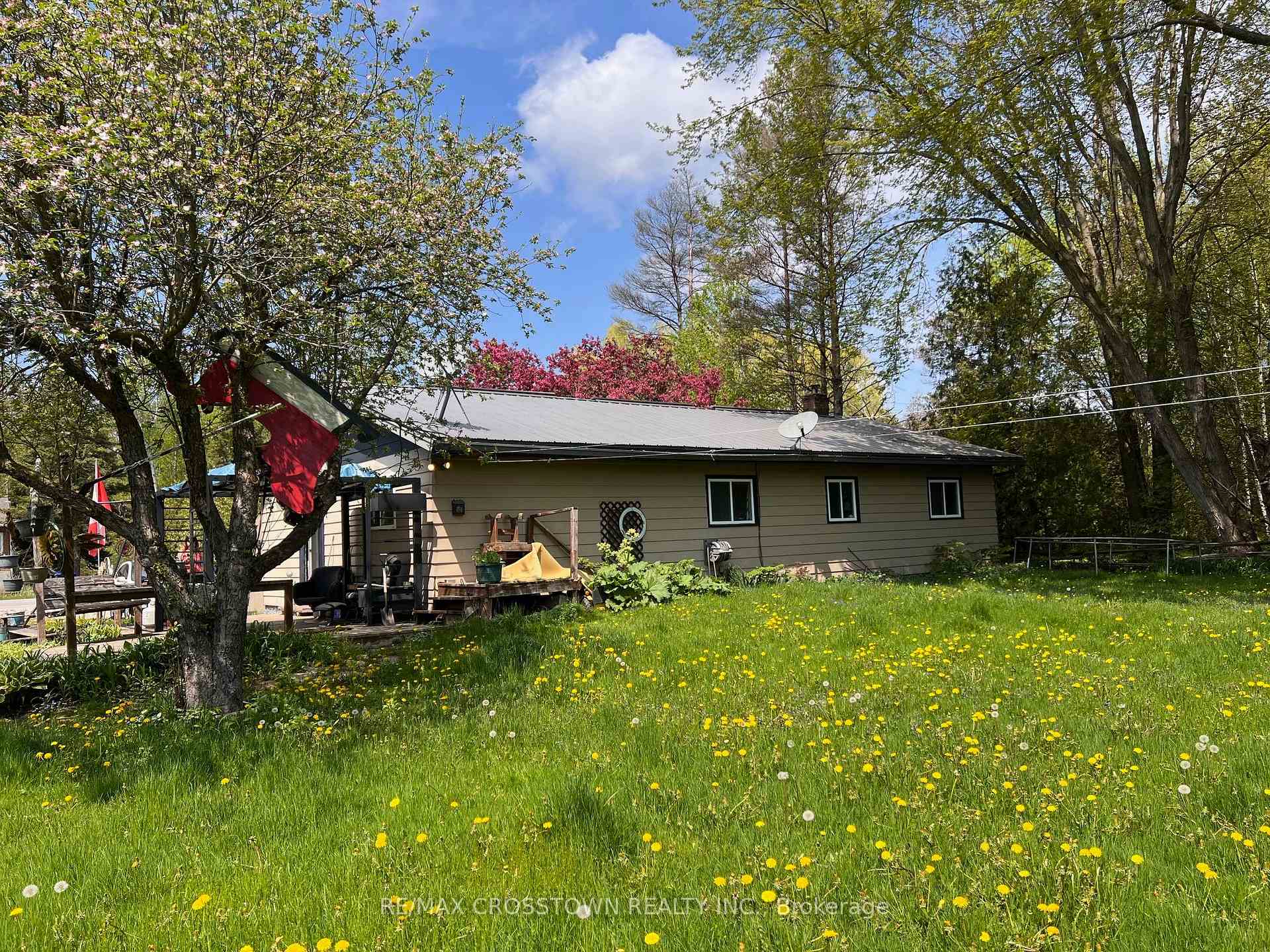 Photo 12 of 5005 Con 2 Sunnidale, Clearview, Brentwood — HOMEH