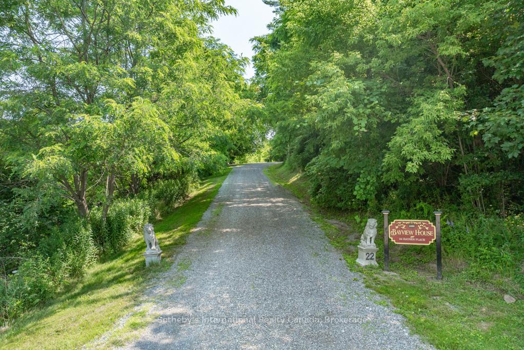 Photo 3 of 22 Hauser Place, Hamilton, Greensville — HOMEH