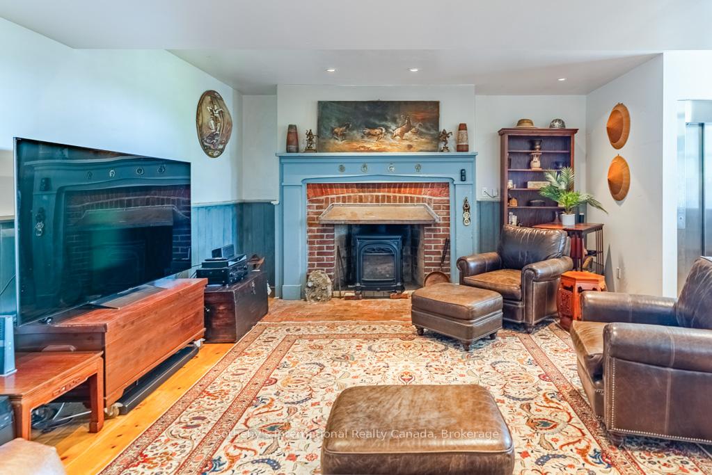 Photo 18 of 22 Hauser Place, Hamilton, Greensville — HOMEH