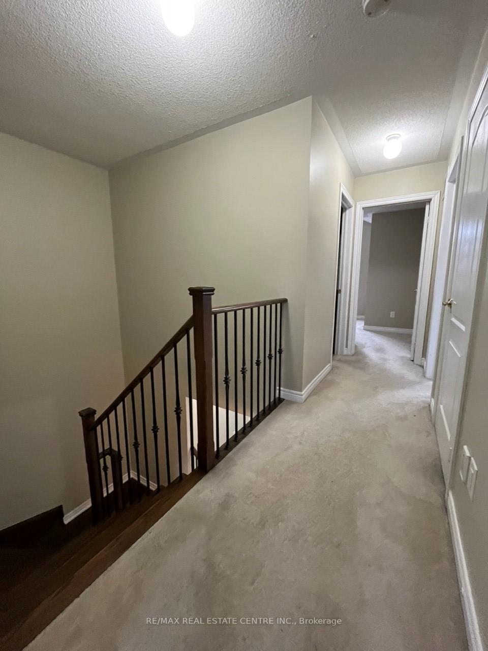 Photo 12 of 541 Vaughan Court, Milton, Scott — HOMEH