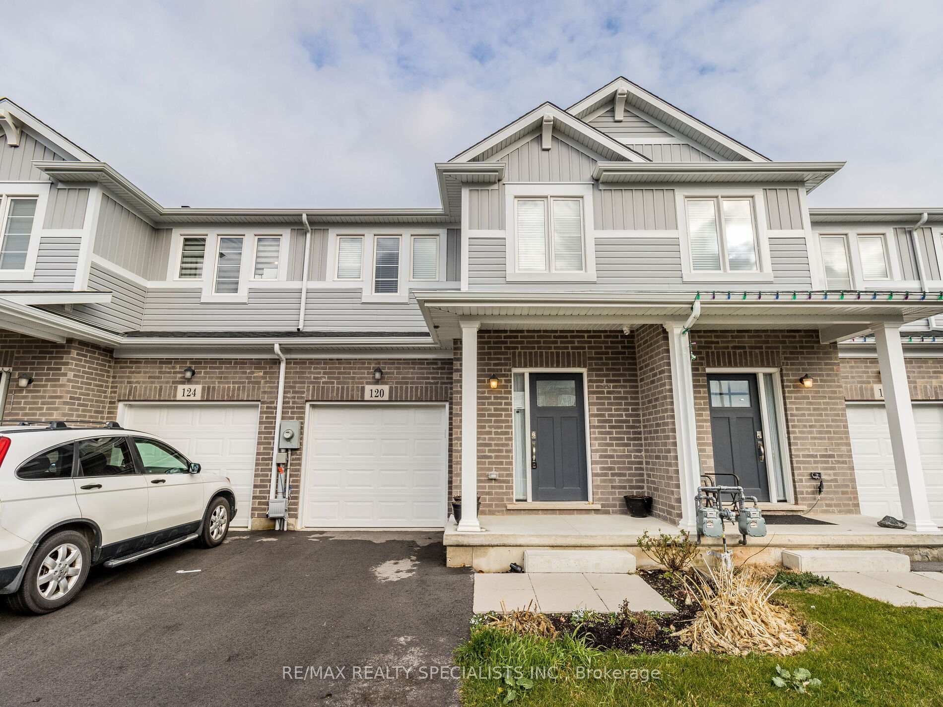 Photo 1 of 120 Sycamore Street, Welland, West Welland — HOMEH