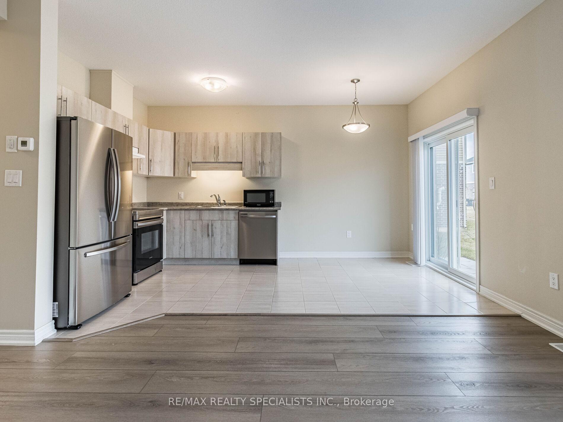 Photo 8 of 120 Sycamore Street, Welland, West Welland — HOMEH
