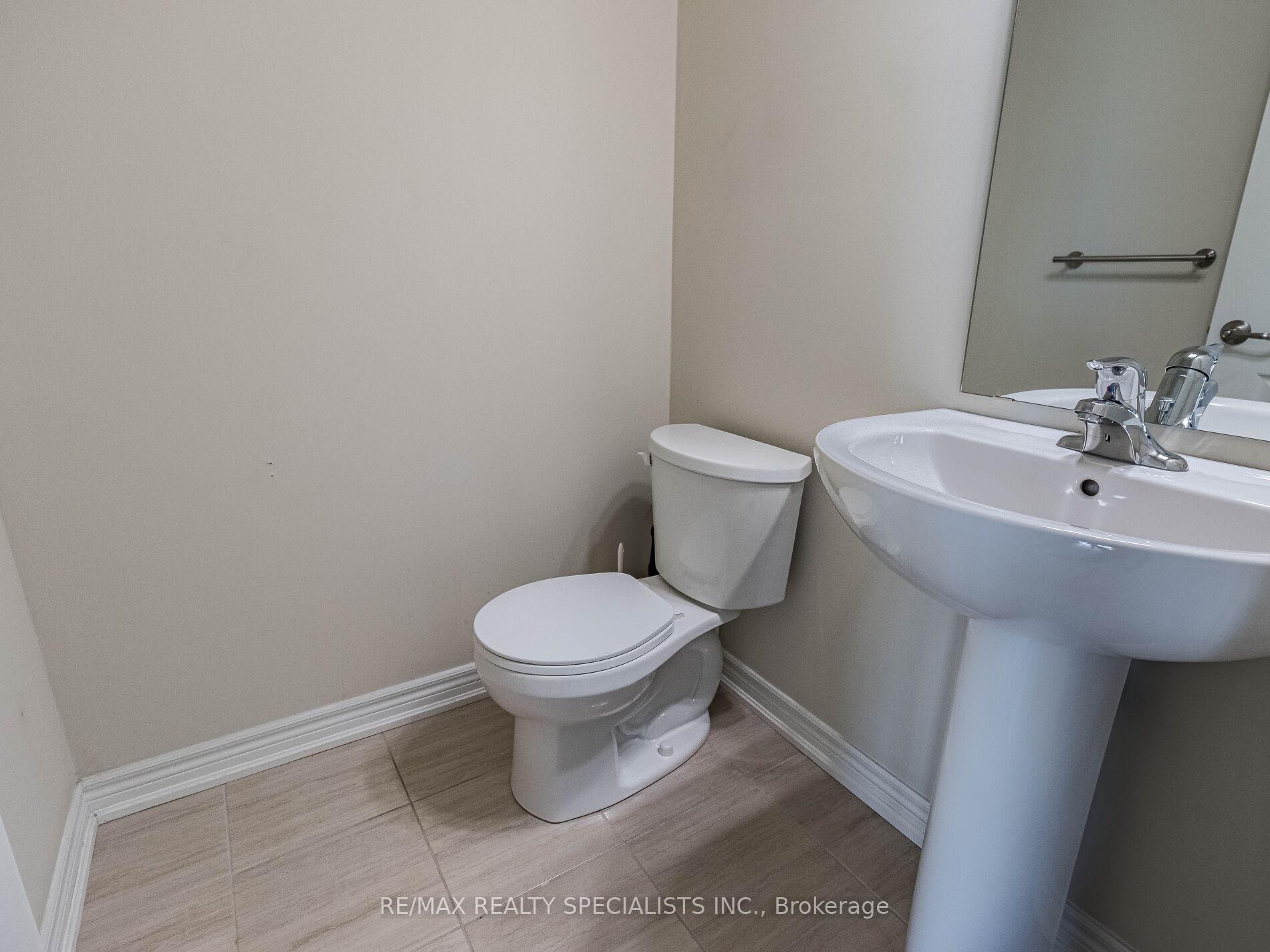 Photo 4 of 120 Sycamore Street, Welland, West Welland — HOMEH