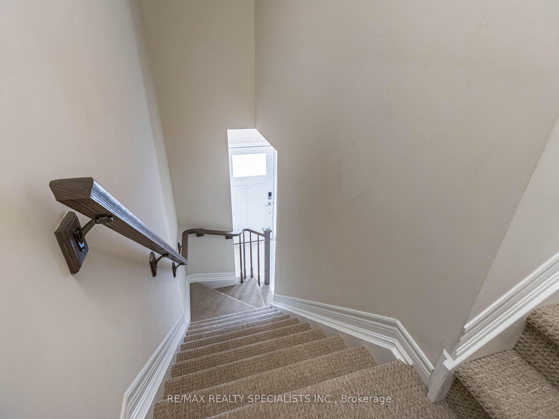 Photo 17 of 120 Sycamore Street, Welland, West Welland — HOMEH