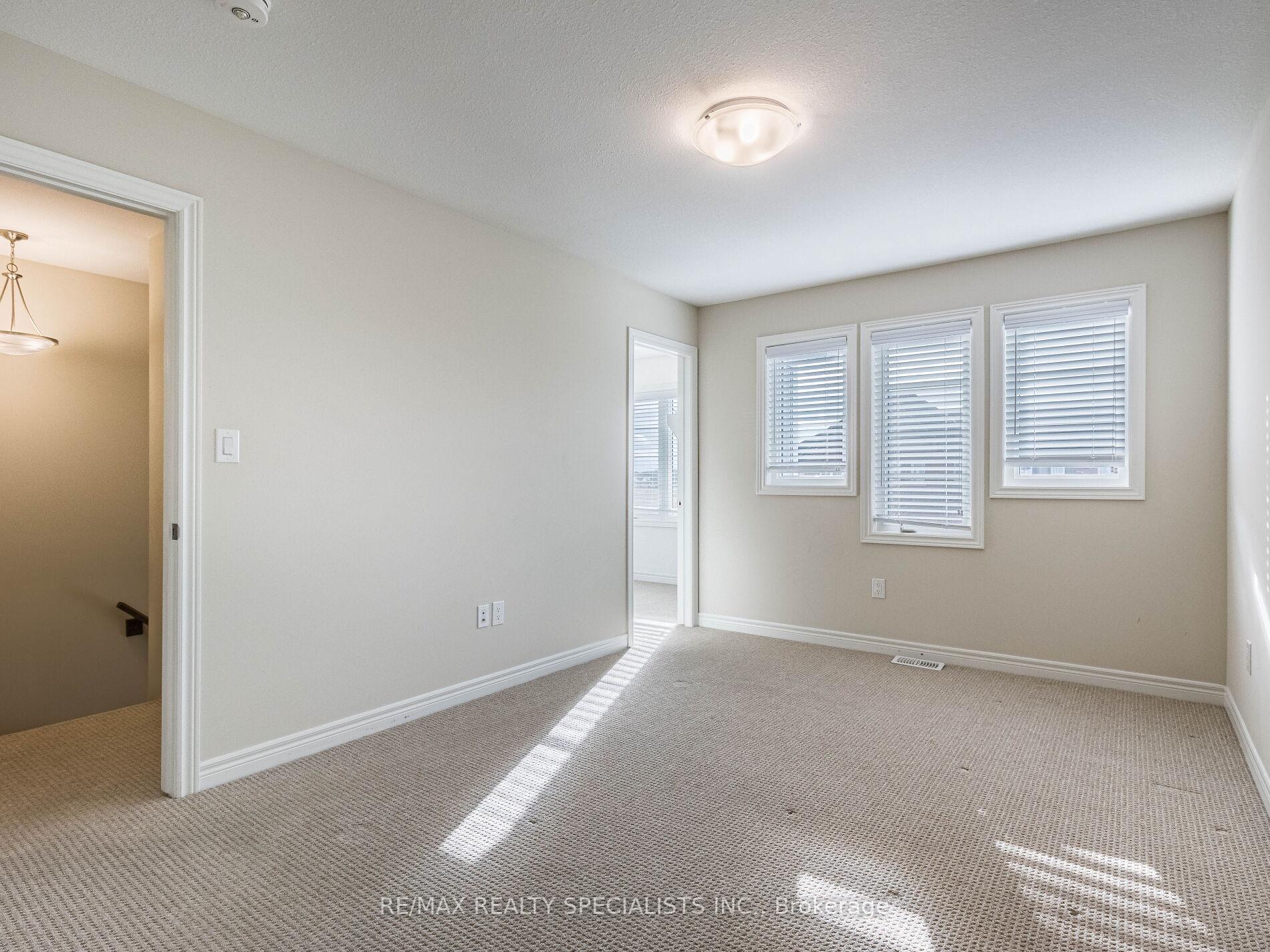 Photo 5 of 120 Sycamore Street, Welland, West Welland — HOMEH