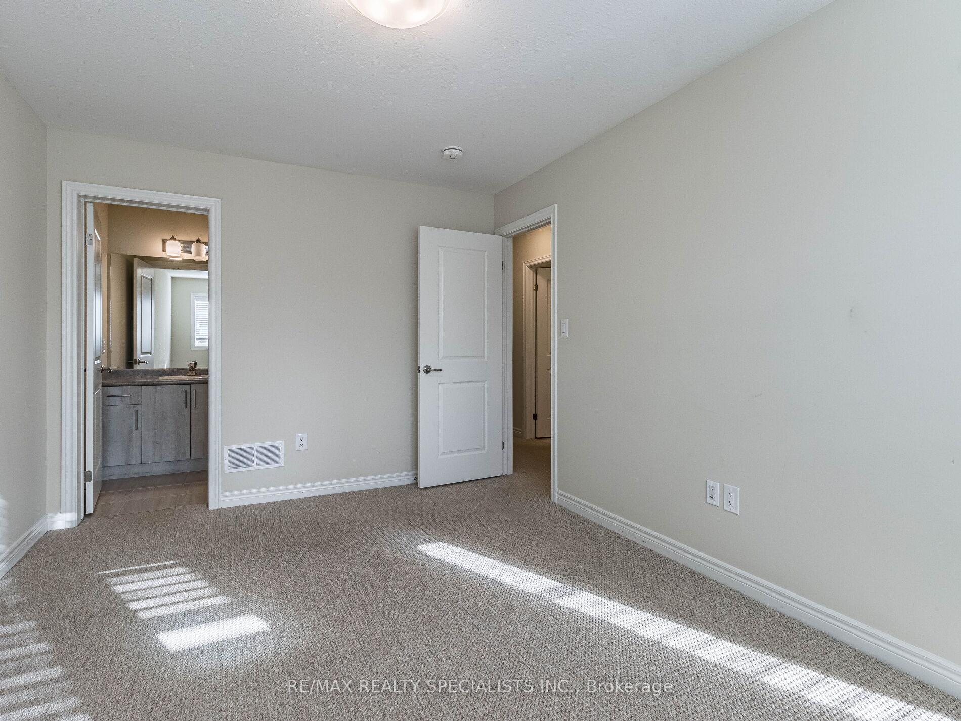 Photo 13 of 120 Sycamore Street, Welland, West Welland — HOMEH