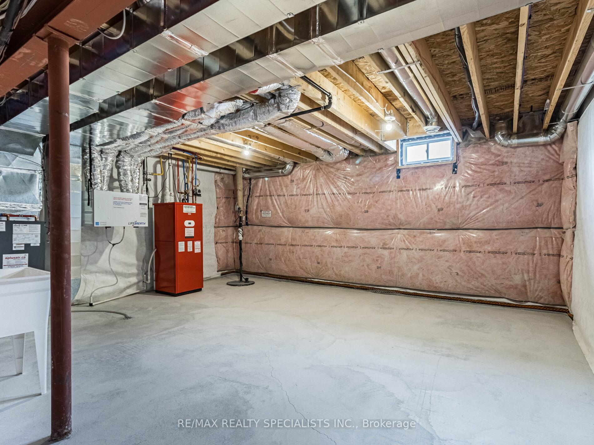 Photo 18 of 120 Sycamore Street, Welland, West Welland — HOMEH
