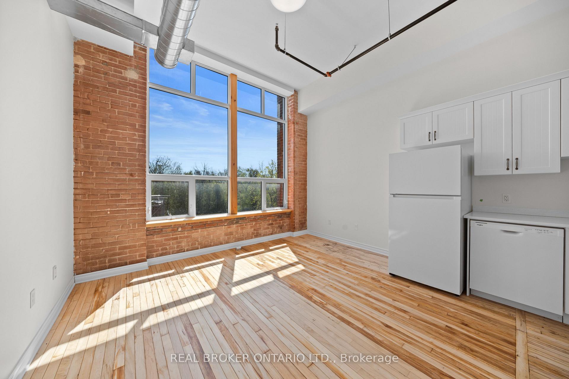 Photo 7 of Unit 212, 150 Mill Street, Carleton Place — HOMEH
