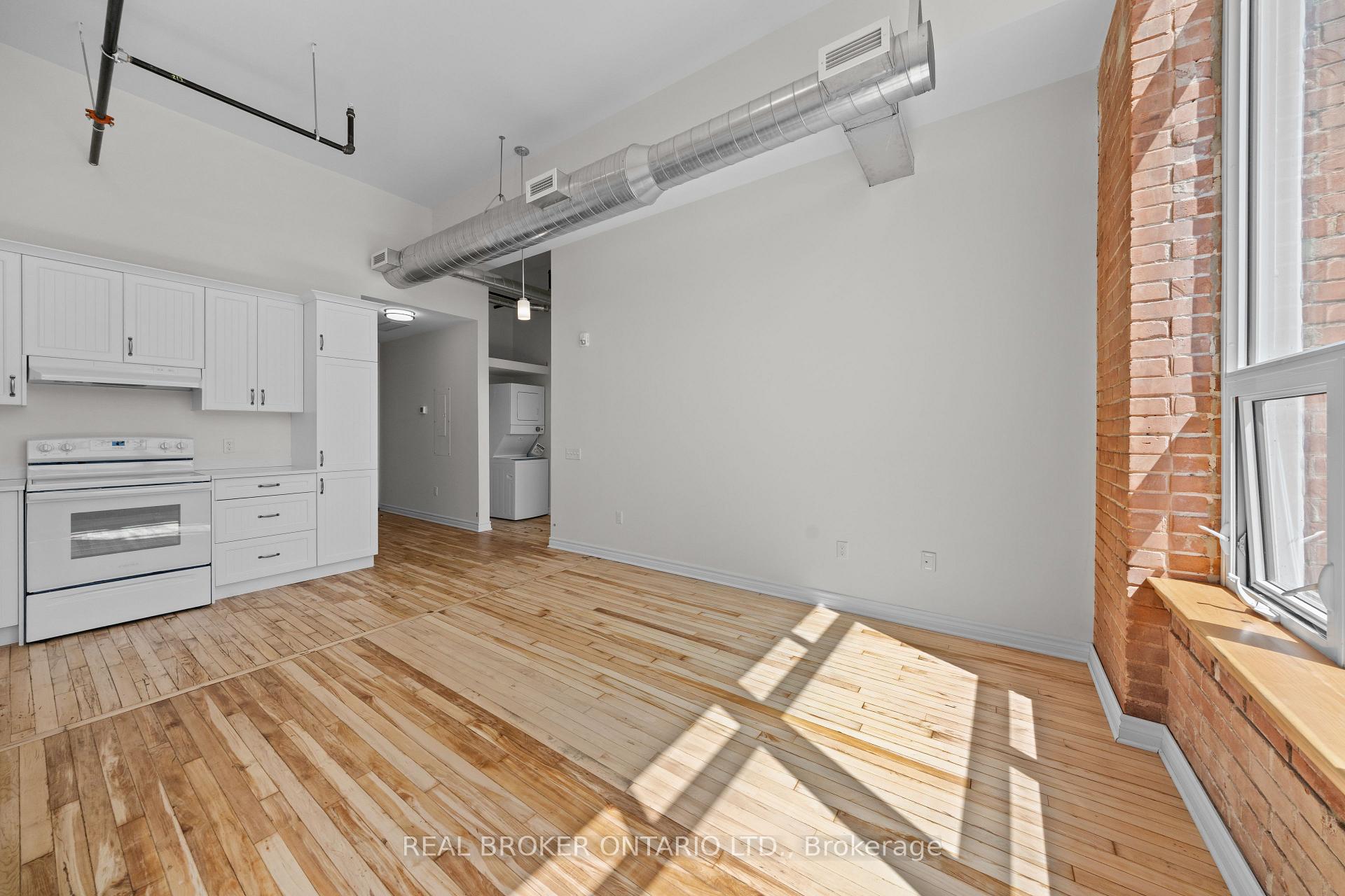 Photo 6 of Unit 212, 150 Mill Street, Carleton Place — HOMEH