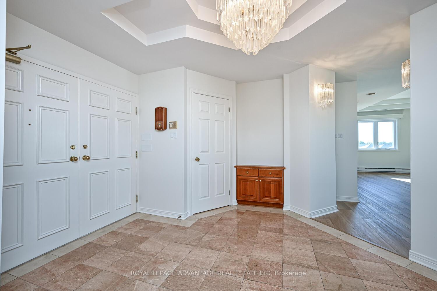 Photo 3 of Unit 401, 10 Armstrong Drive, Smiths Falls — HOMEH