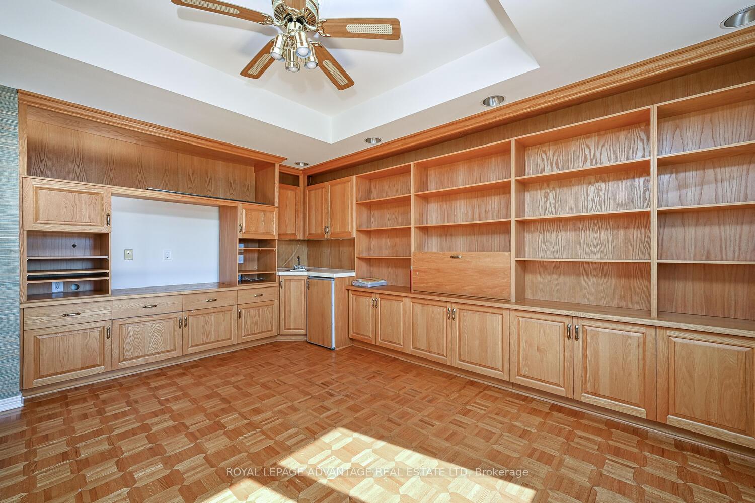 Photo 5 of Unit 401, 10 Armstrong Drive, Smiths Falls — HOMEH