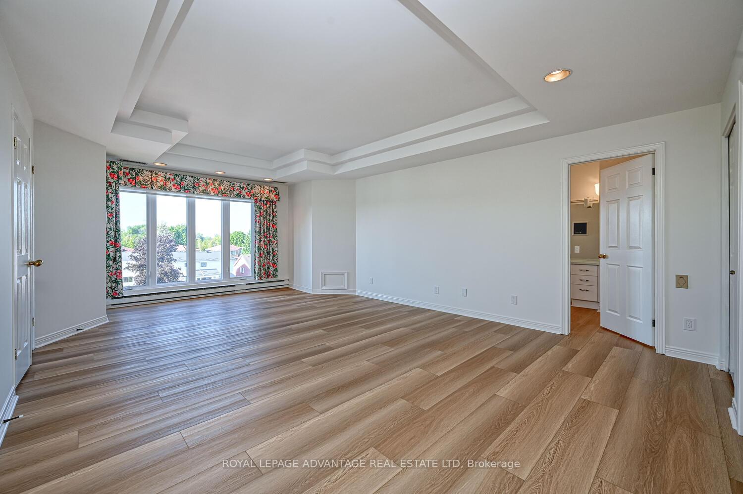 Photo 15 of Unit 401, 10 Armstrong Drive, Smiths Falls — HOMEH