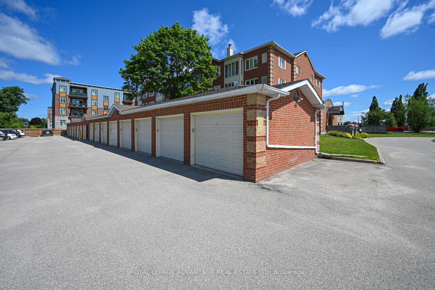 Photo 32 of Unit 401, 10 Armstrong Drive, Smiths Falls — HOMEH