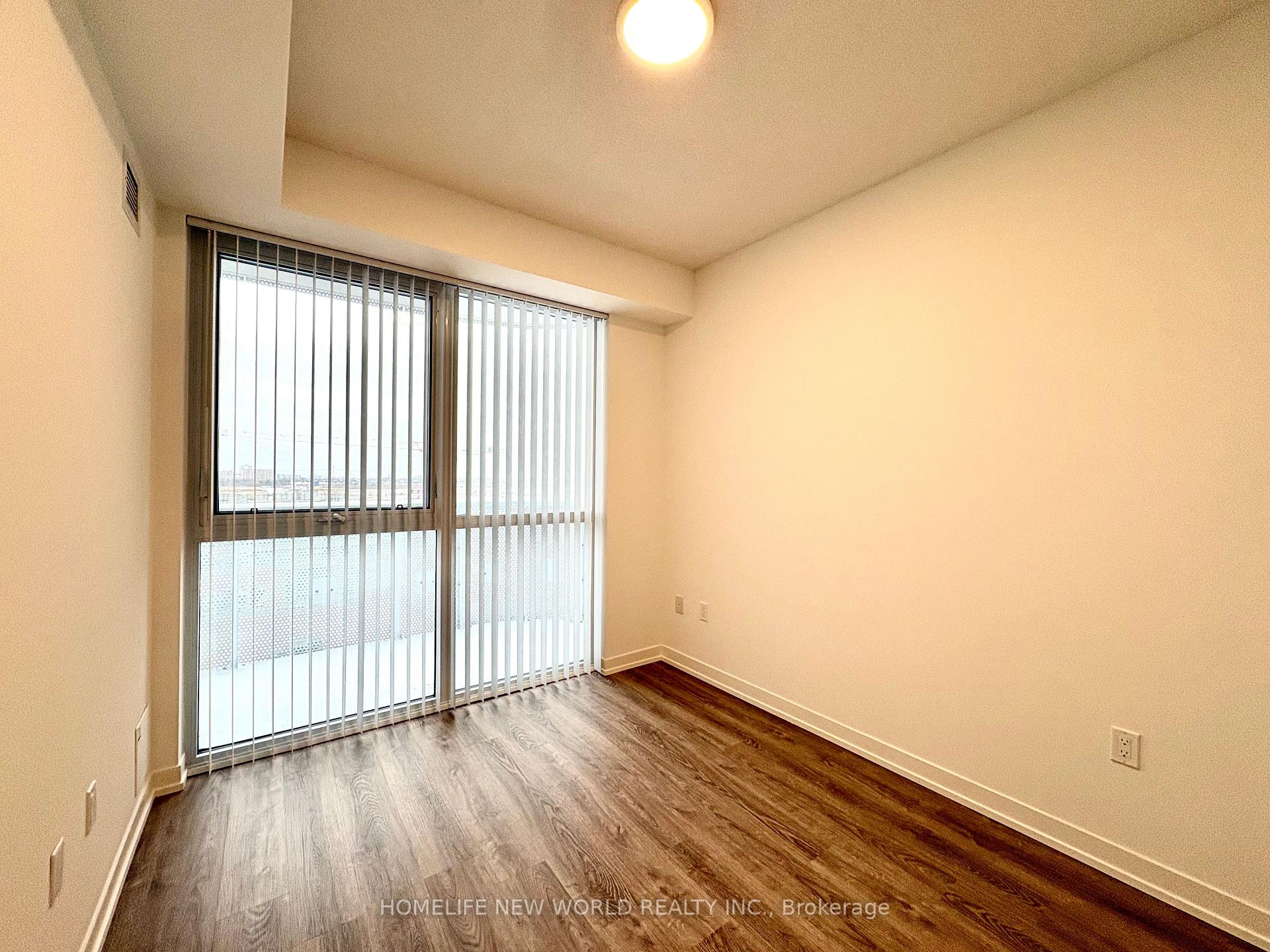 Photo 3 of Unit 711, 8 Interchange Way, Vaughan, Vaughan Corporate Centre — HOMEH