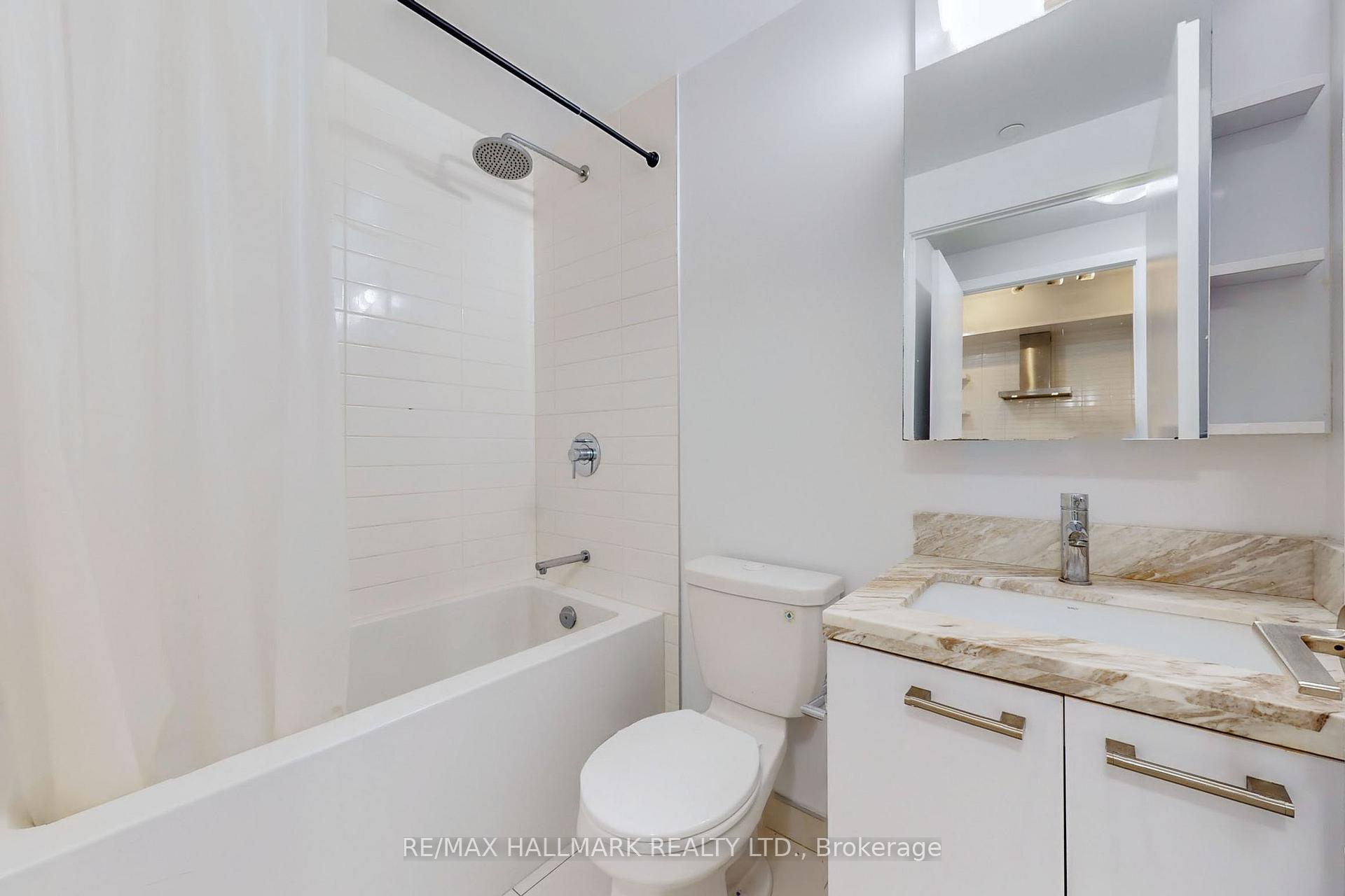 Photo 15 of Unit 313, 2221 Yonge Street, Toronto, Mount Pleasant West — HOMEH