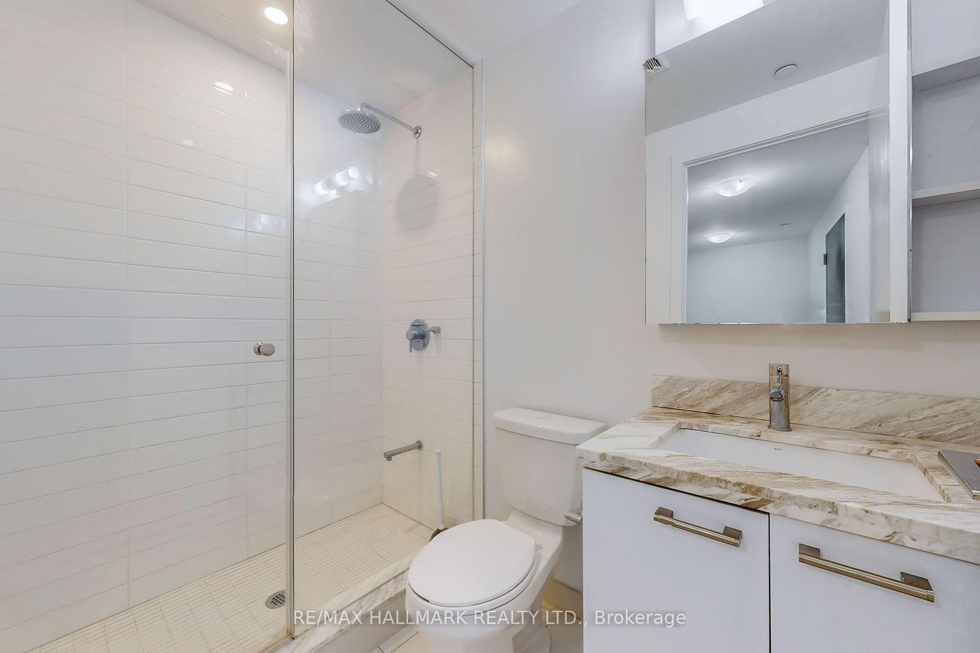 Photo 4 of Unit 313, 2221 Yonge Street, Toronto, Mount Pleasant West — HOMEH