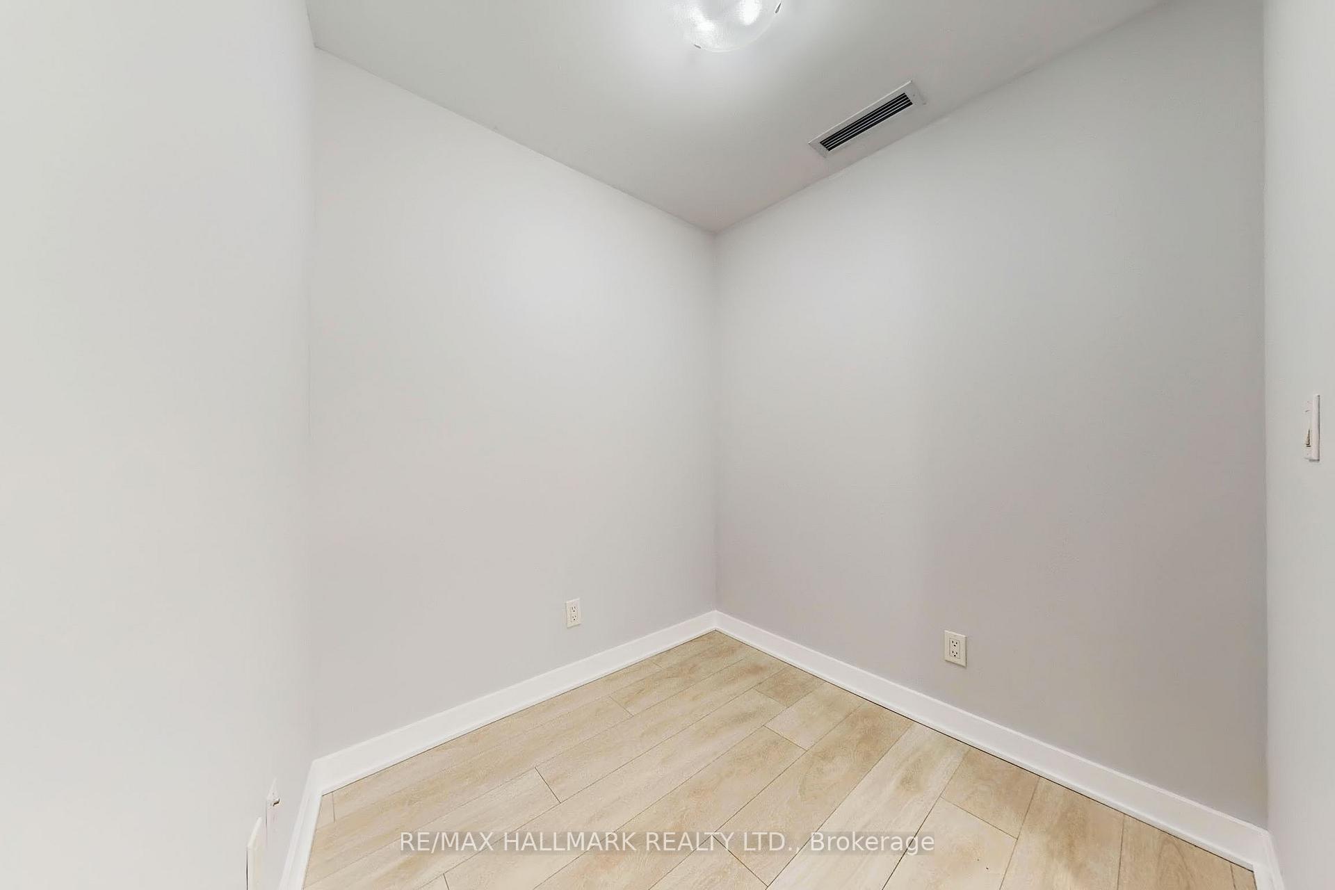 Photo 17 of Unit 313, 2221 Yonge Street, Toronto, Mount Pleasant West — HOMEH