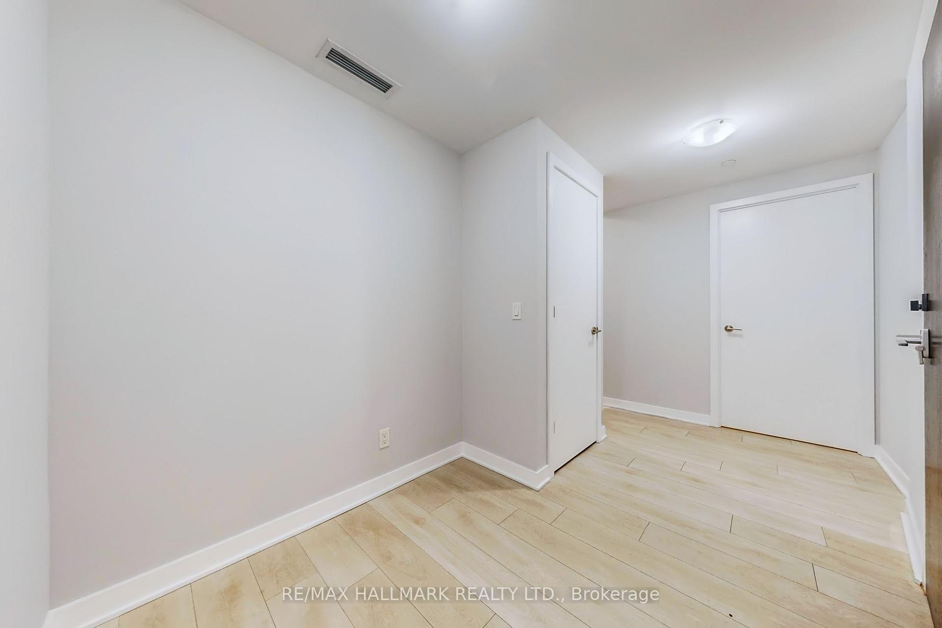 Photo 12 of Unit 313, 2221 Yonge Street, Toronto, Mount Pleasant West — HOMEH