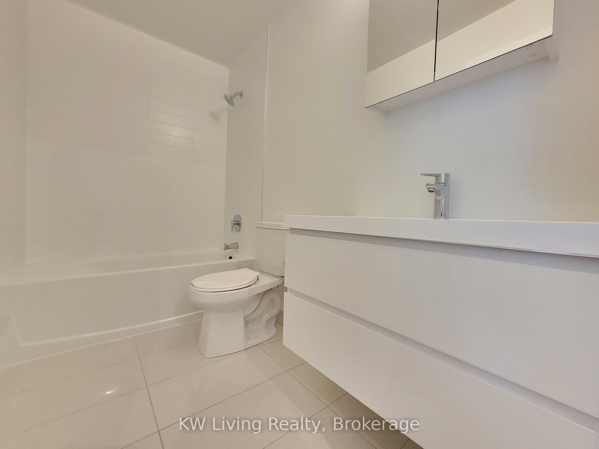 Photo 10 of Unit 902, 292 Verdale Crossing, Markham, Unionville — HOMEH