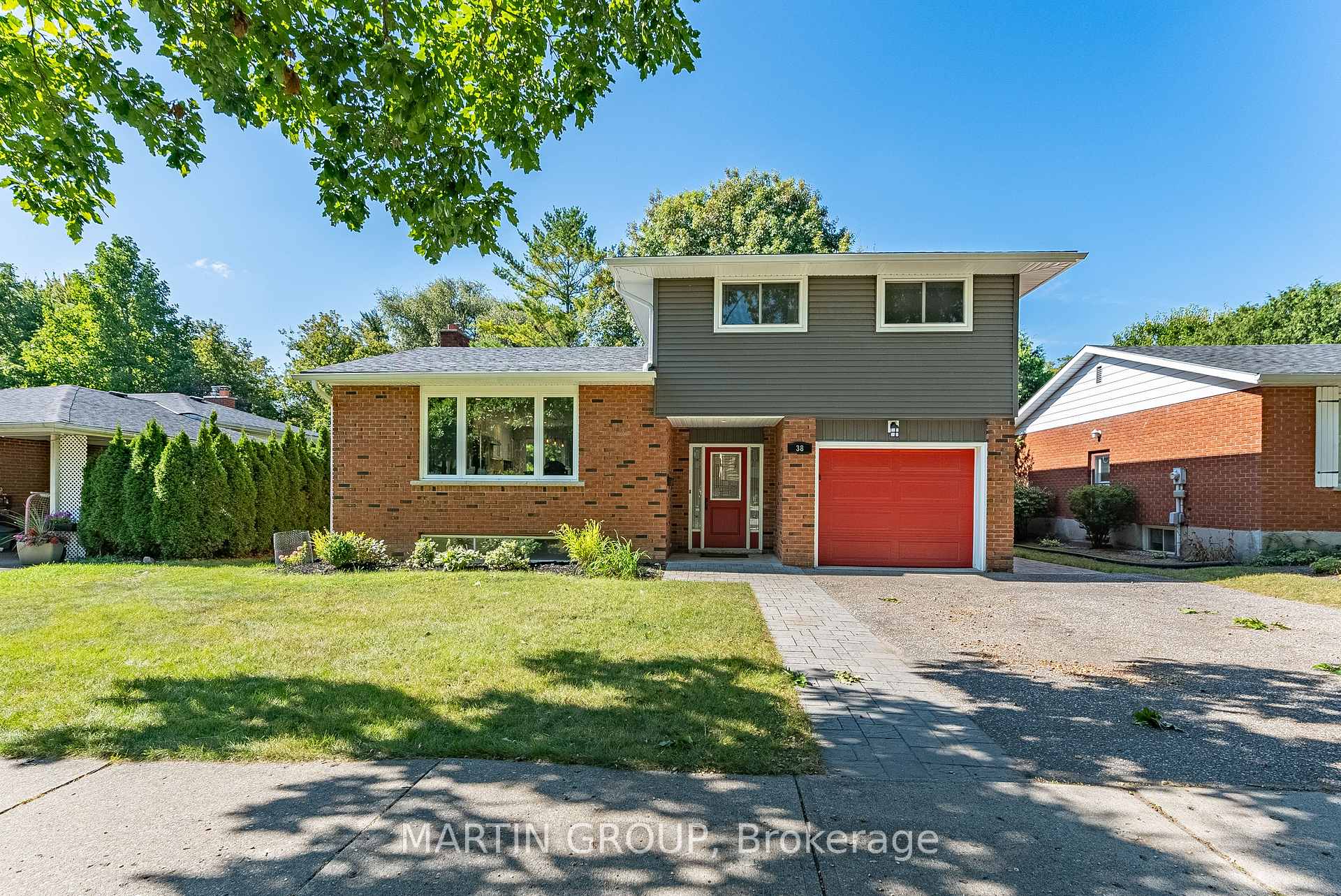 Photo 1 of Unit 1, 38 Black Walnut Drive, Kitchener — HOMEH