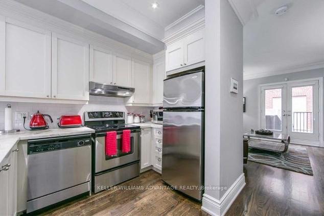 Photo 4 of 2294A Queen Street E, Toronto, The Beaches — HOMEH