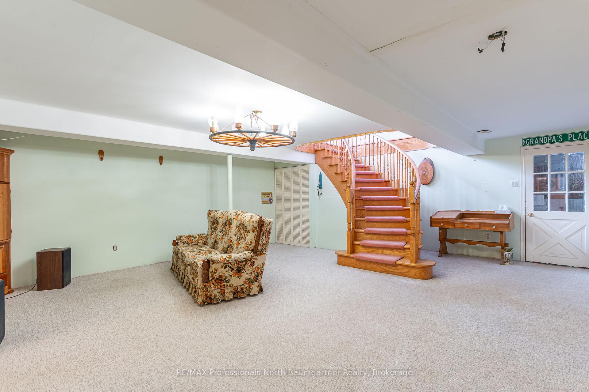 Photo 10 of 1015 Blackberry Lane, Minden Hills, Minden — HOMEH