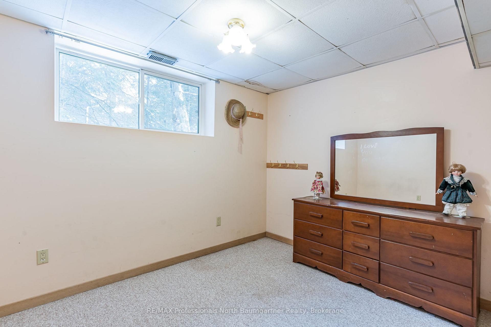 Photo 17 of 1015 Blackberry Lane, Minden Hills, Minden — HOMEH
