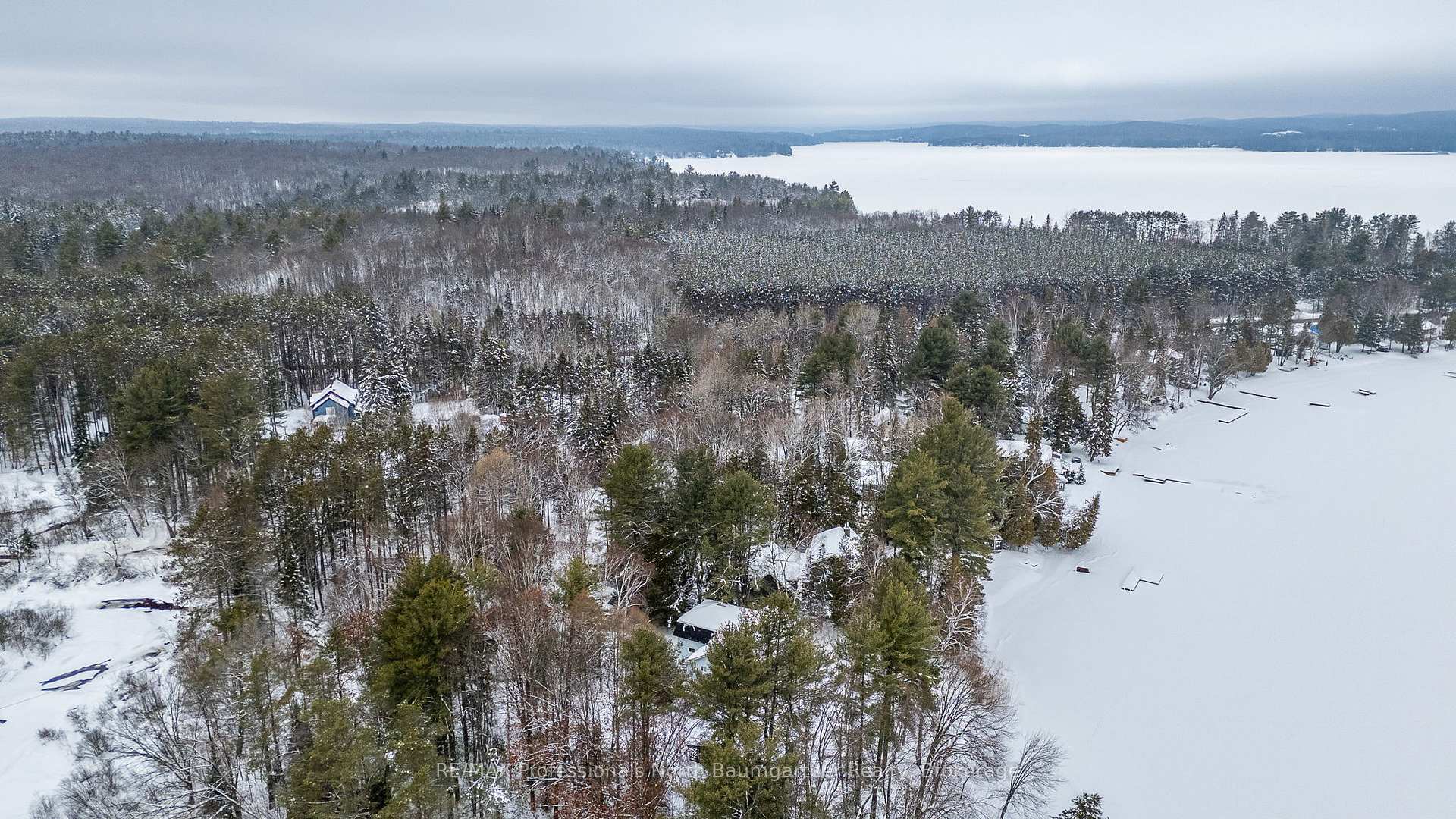 Photo 21 of 1015 Blackberry Lane, Minden Hills, Minden — HOMEH