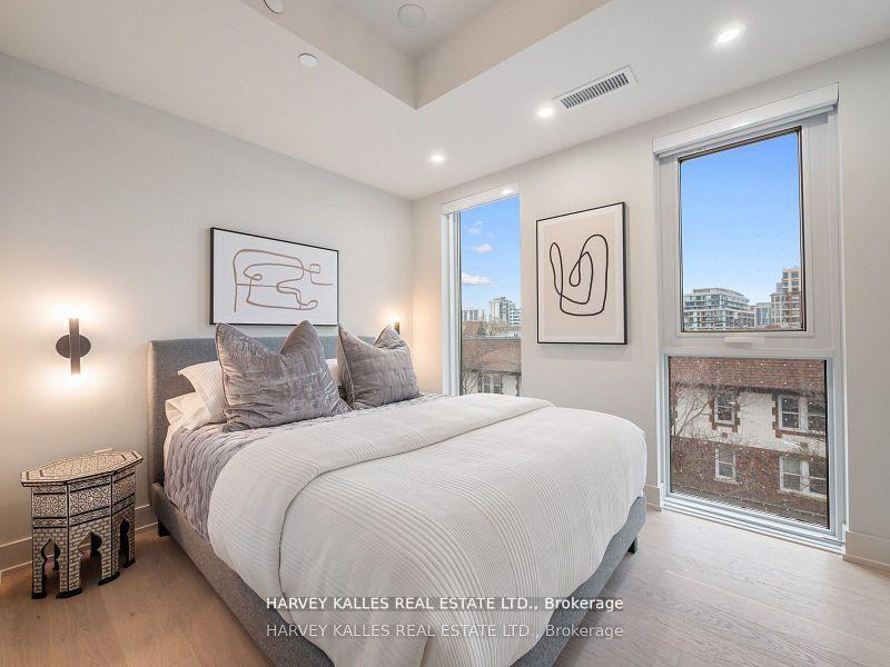 Photo 9 of Unit 410, 8 Manor Road W, Toronto, Yonge-Eglinton — HOMEH