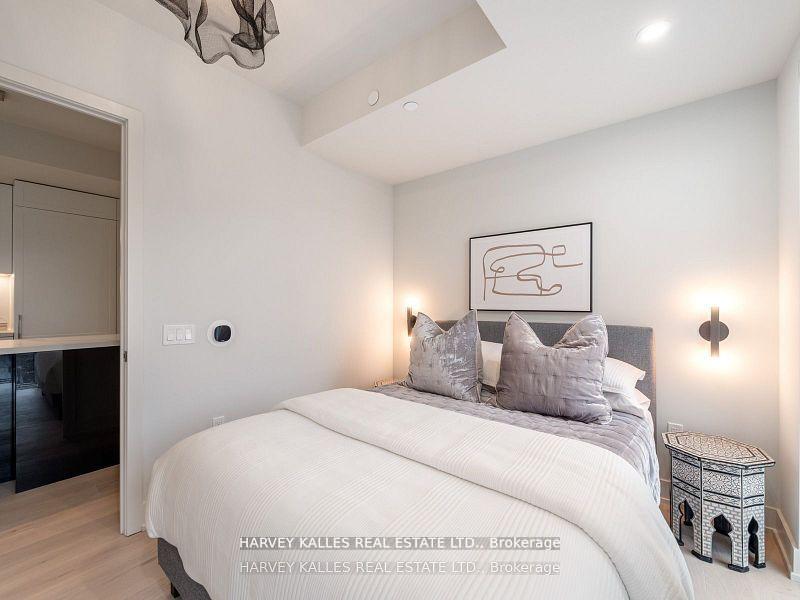 Photo 20 of Unit 410, 8 Manor Road W, Toronto, Yonge-Eglinton — HOMEH
