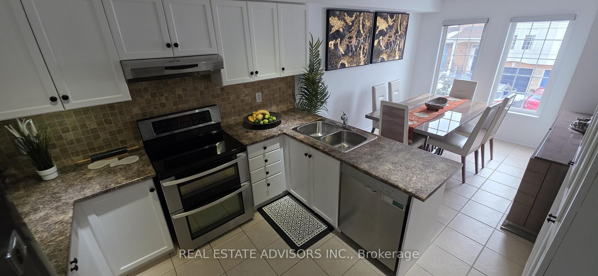 Photo 13 of Unit 39, 165 Fieldstone Drive, Vaughan, East Woodbridge — HOMEH