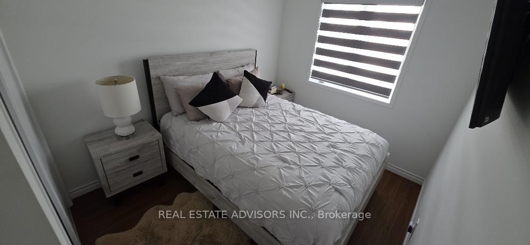 Photo 5 of Unit 39, 165 Fieldstone Drive, Vaughan, East Woodbridge — HOMEH